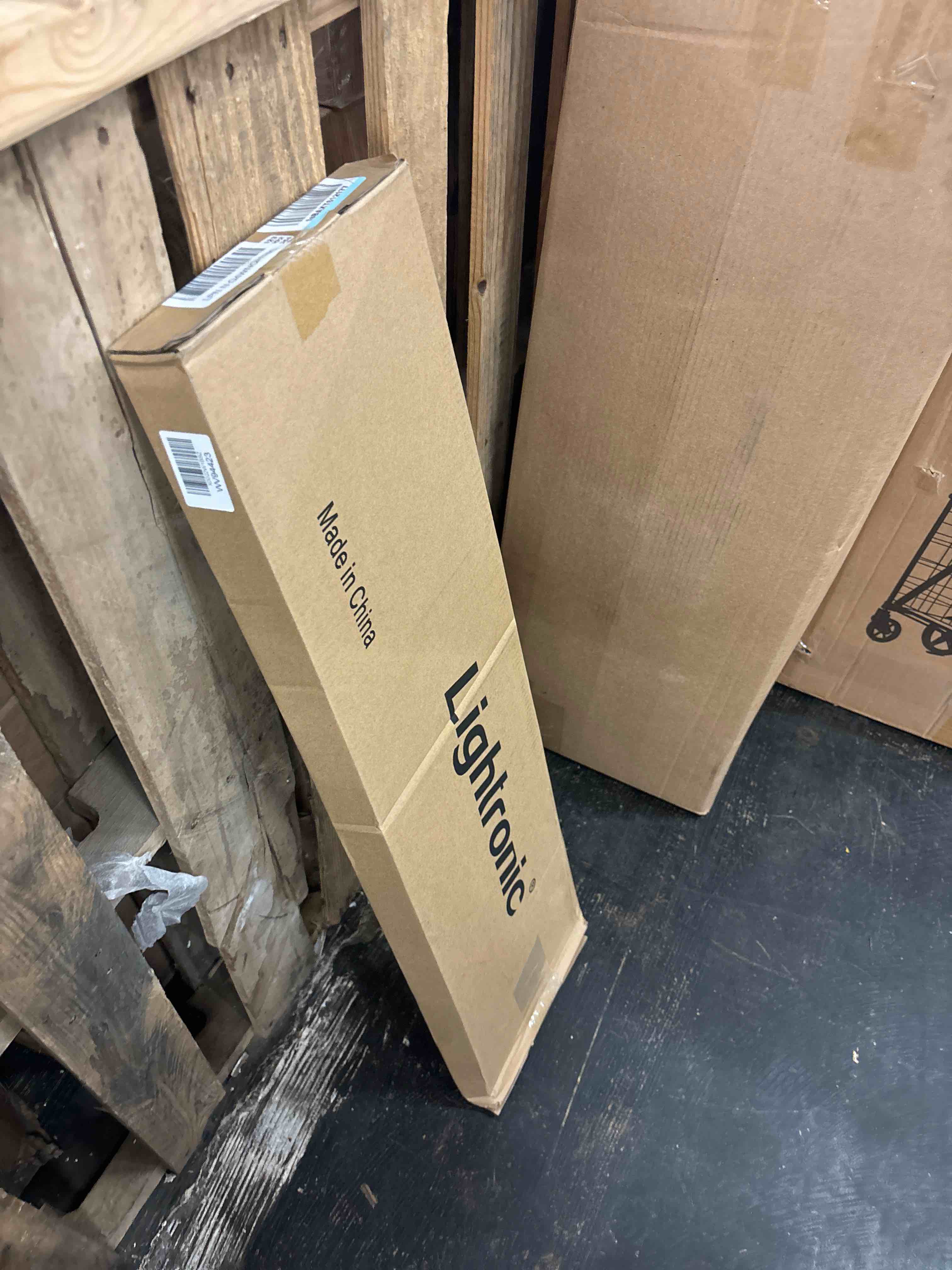 https://s3.amazonaws.com/lotting-images-prod/phillipi/RED5588623_1731060794347.jpeg