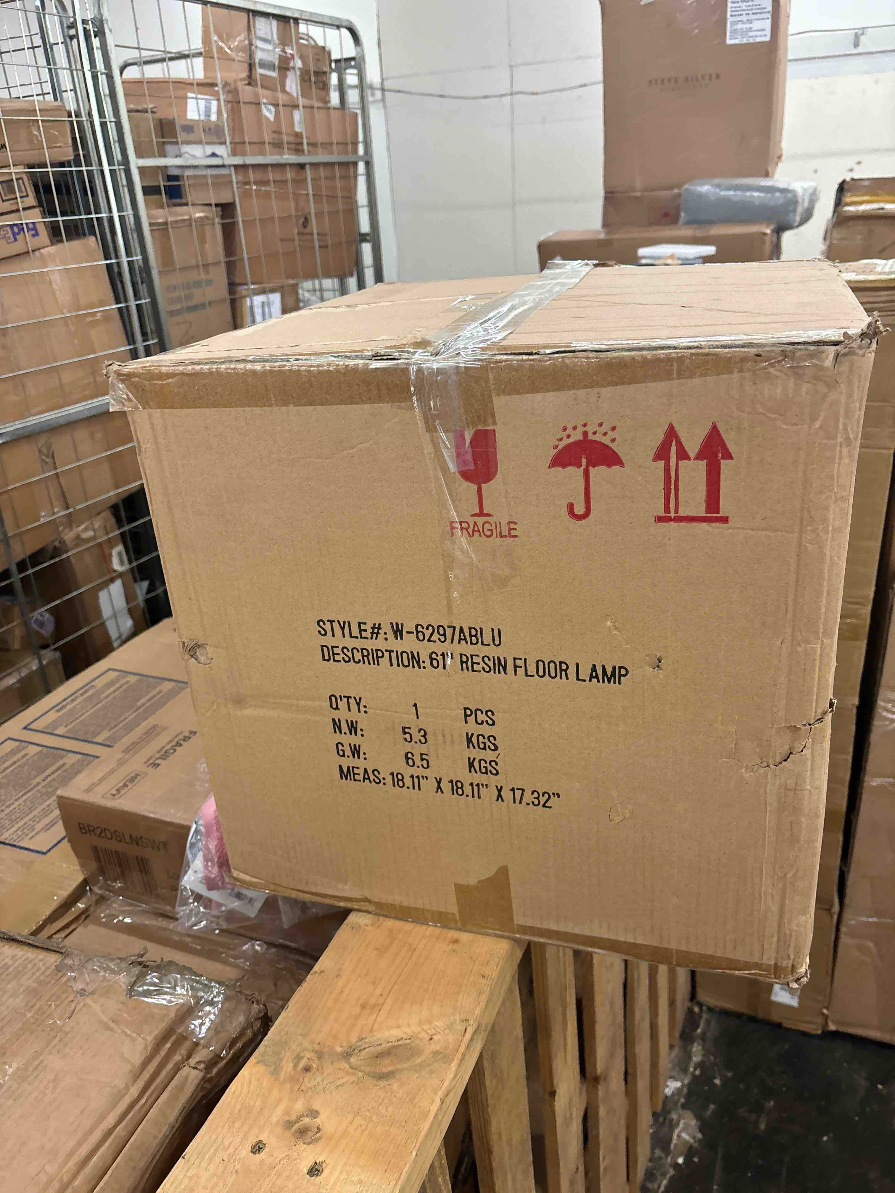 https://s3.amazonaws.com/lotting-images-prod/phillipi/RED5588639_1731059348780.jpeg