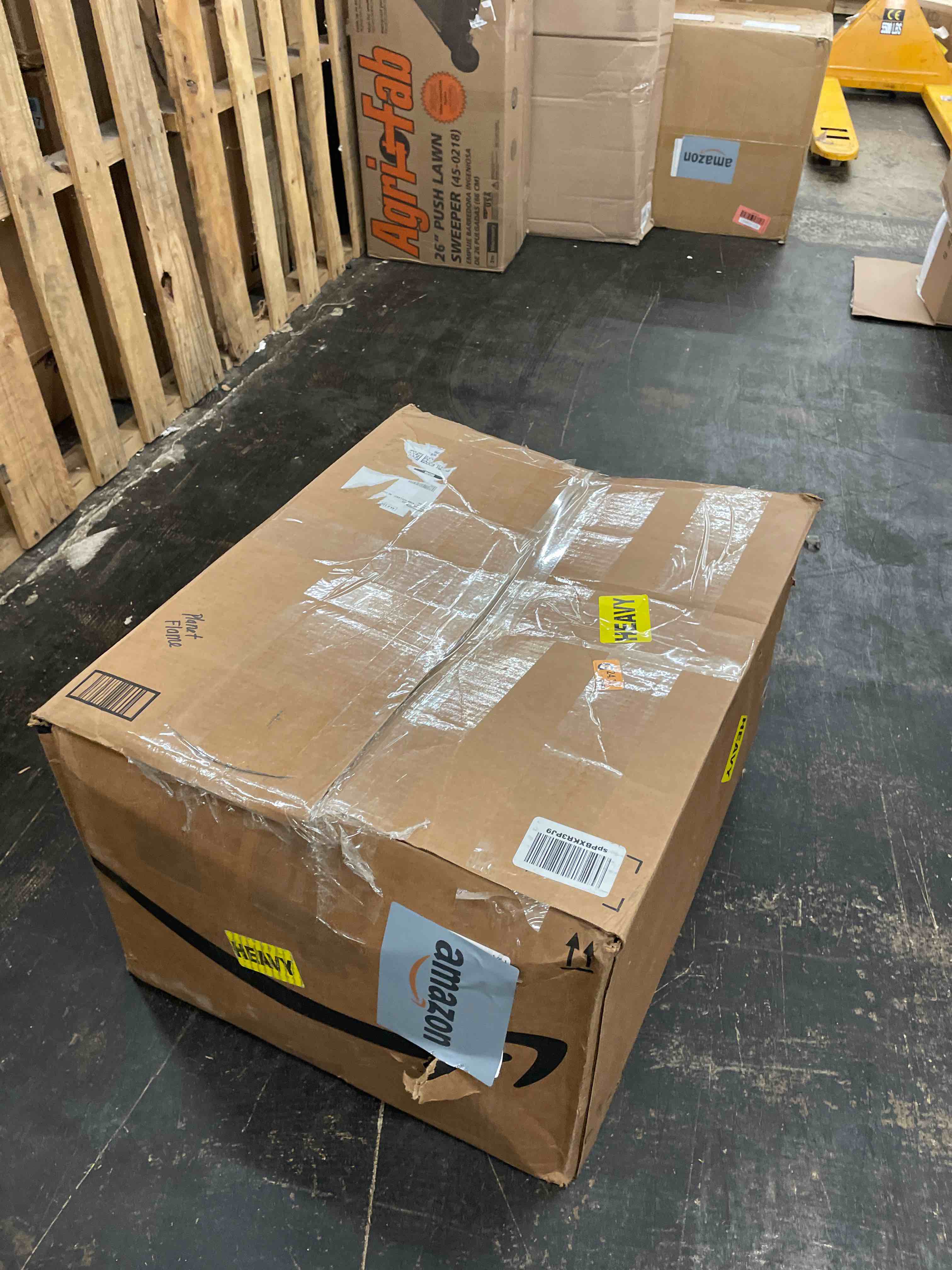 https://s3.amazonaws.com/lotting-images-prod/phillipi/RED5588654_1731057804681.jpeg