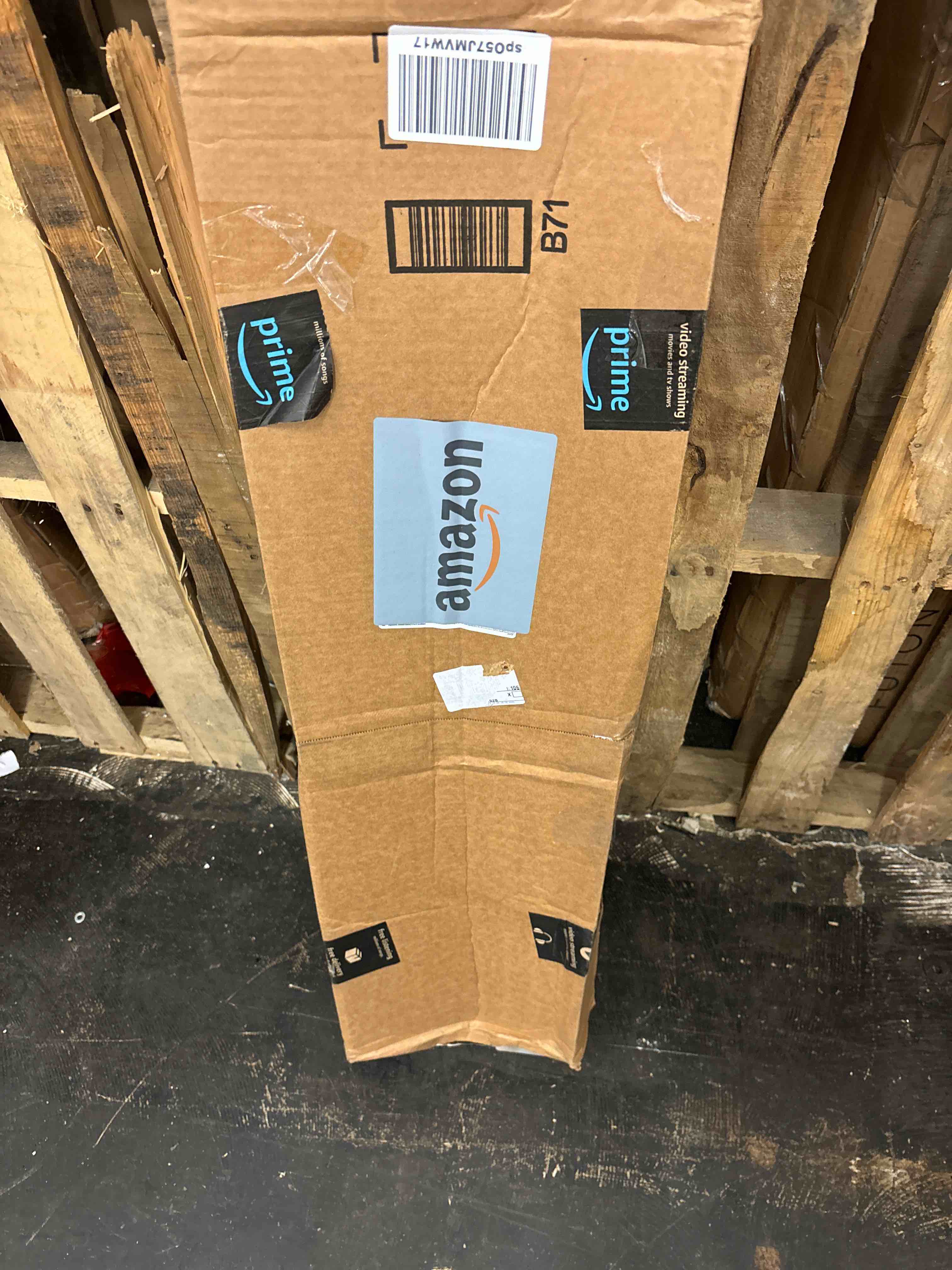 https://s3.amazonaws.com/lotting-images-prod/phillipi/RED5588688_1731061934992.jpeg