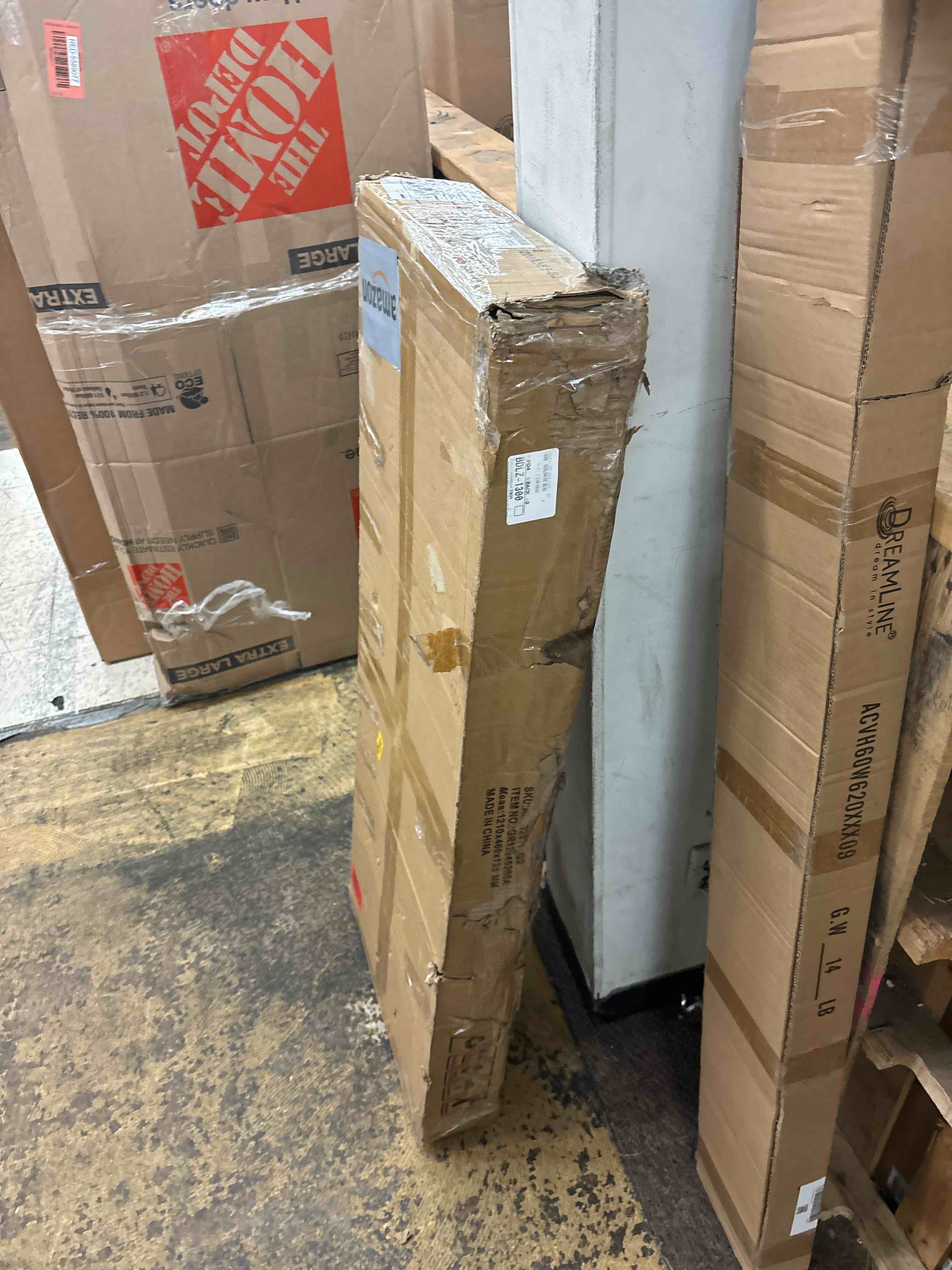 https://s3.amazonaws.com/lotting-images-prod/phillipi/RED5589080_1732899189463.jpeg