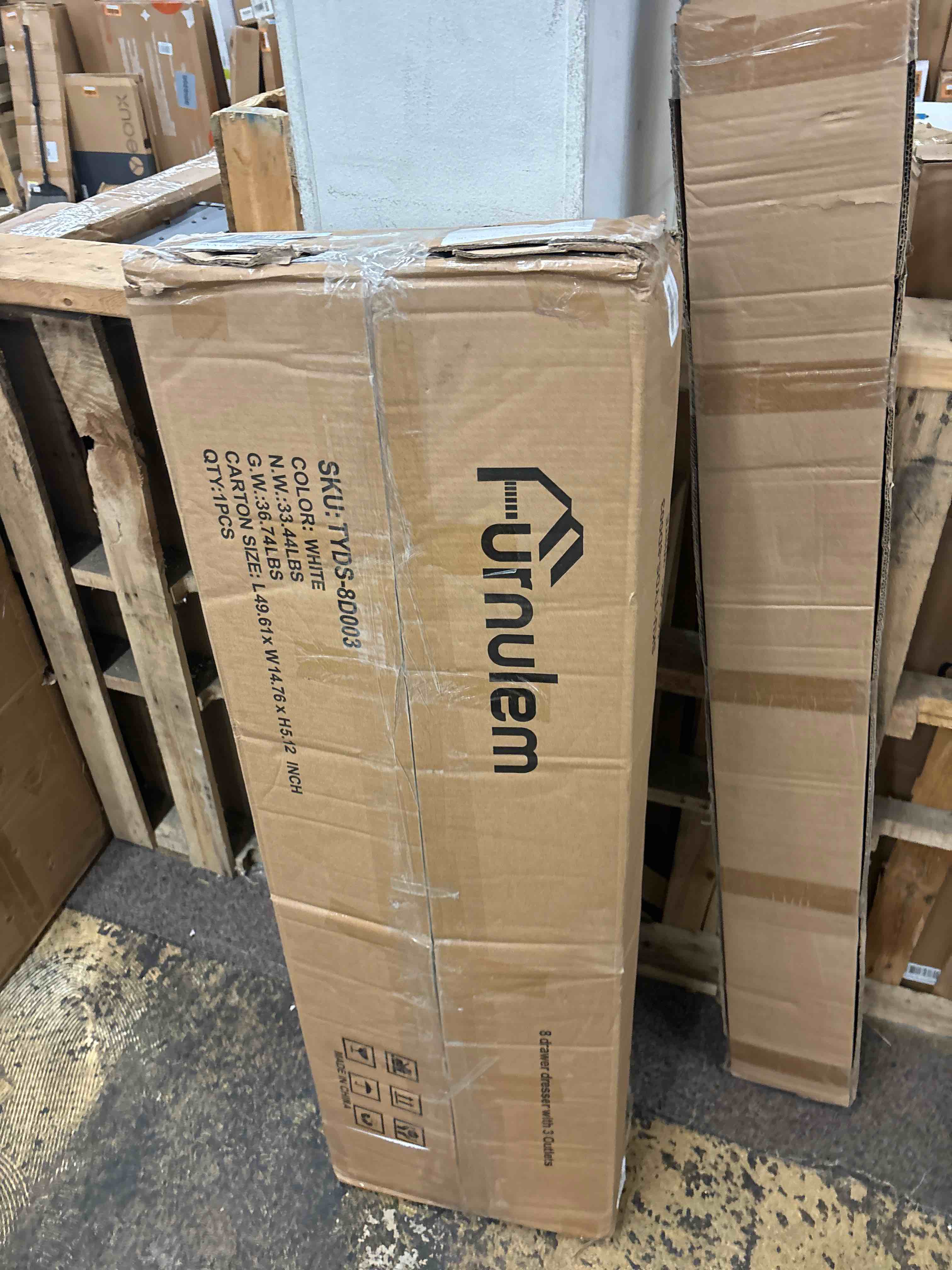 https://s3.amazonaws.com/lotting-images-prod/phillipi/RED5589085_1732899826497.jpeg
