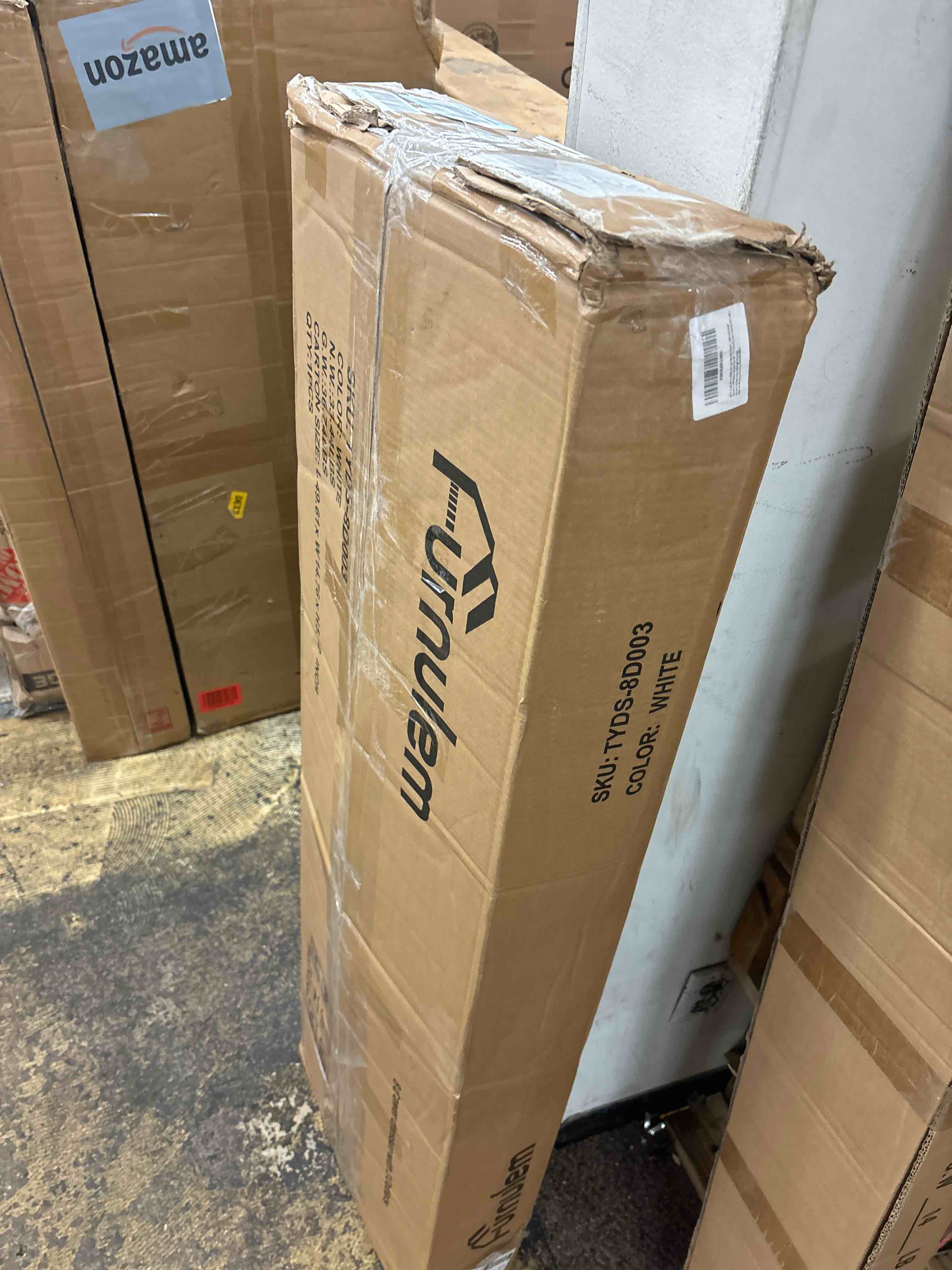 https://s3.amazonaws.com/lotting-images-prod/phillipi/RED5589085_1732899828354.jpeg