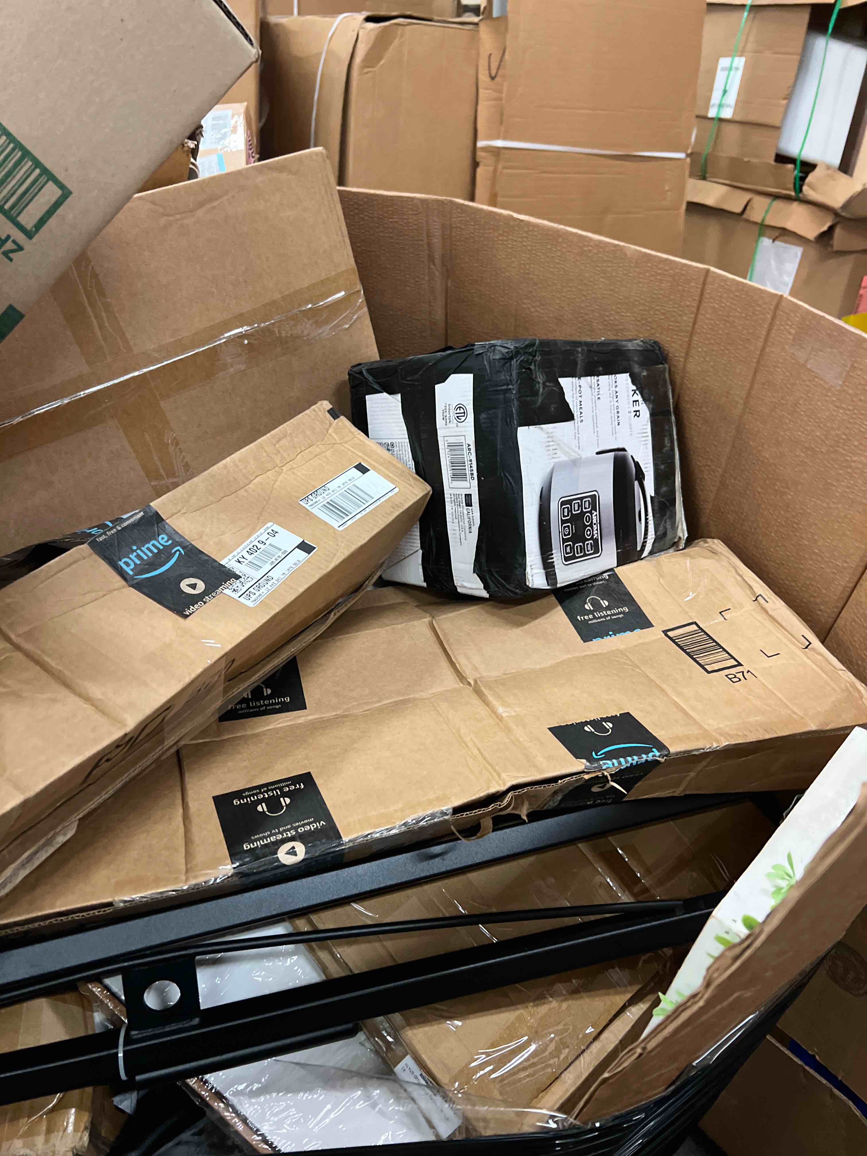 https://s3.amazonaws.com/lotting-images-prod/phillipi/RED5589713_1753907516900.jpeg