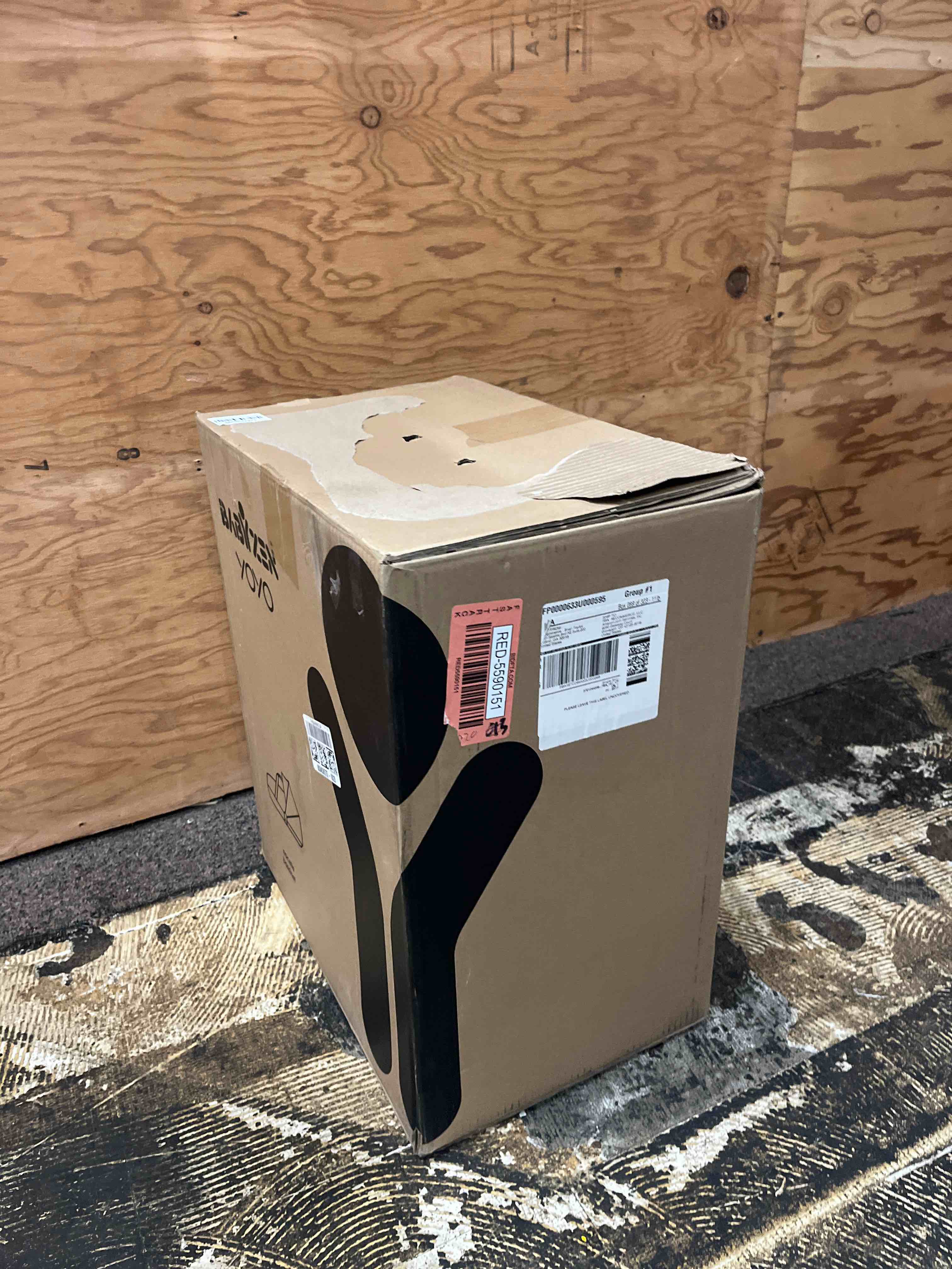 https://s3.amazonaws.com/lotting-images-prod/phillipi/RED5590151_1752094390628.jpeg