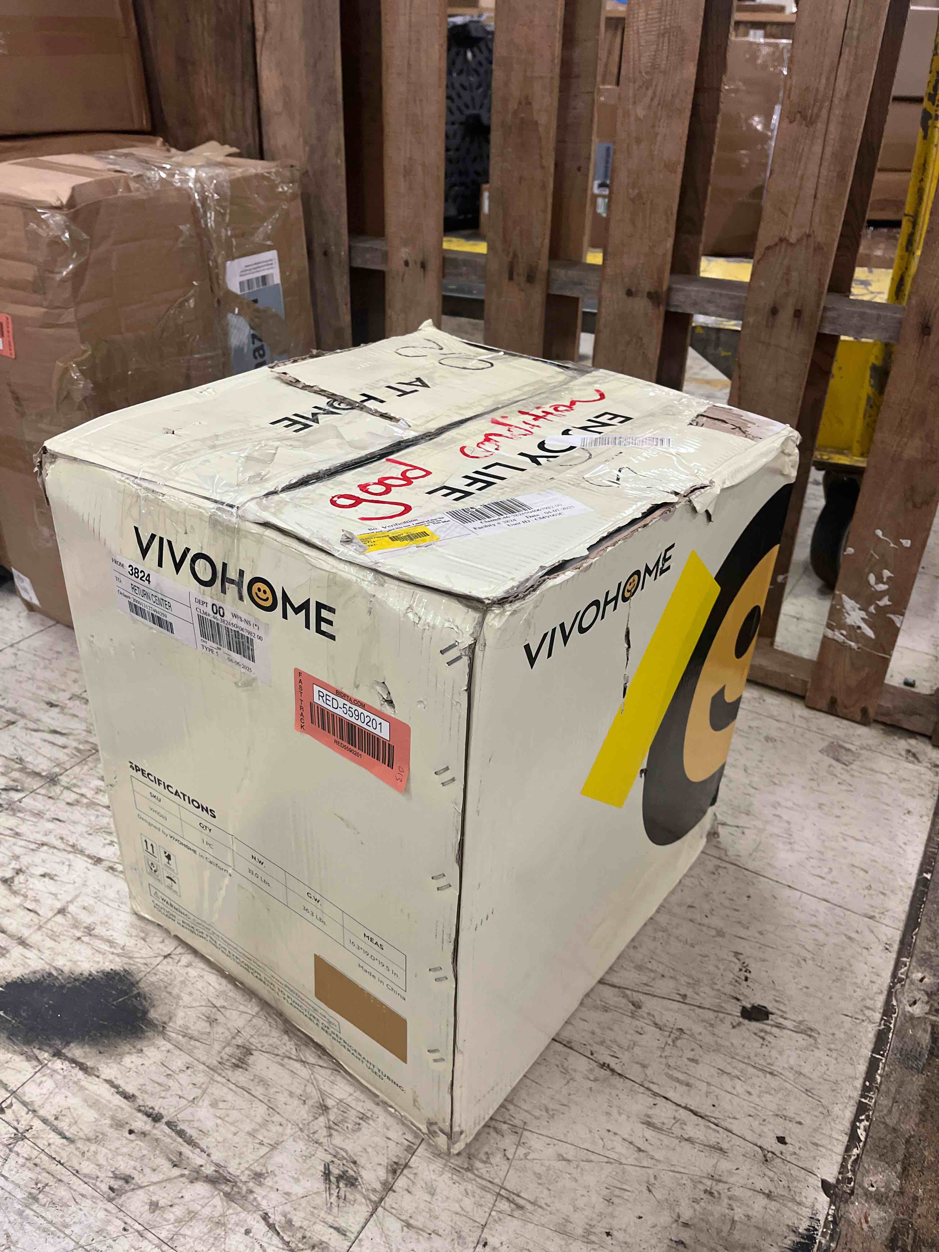 https://s3.amazonaws.com/lotting-images-prod/phillipi/RED5590201_1751992264192.jpeg