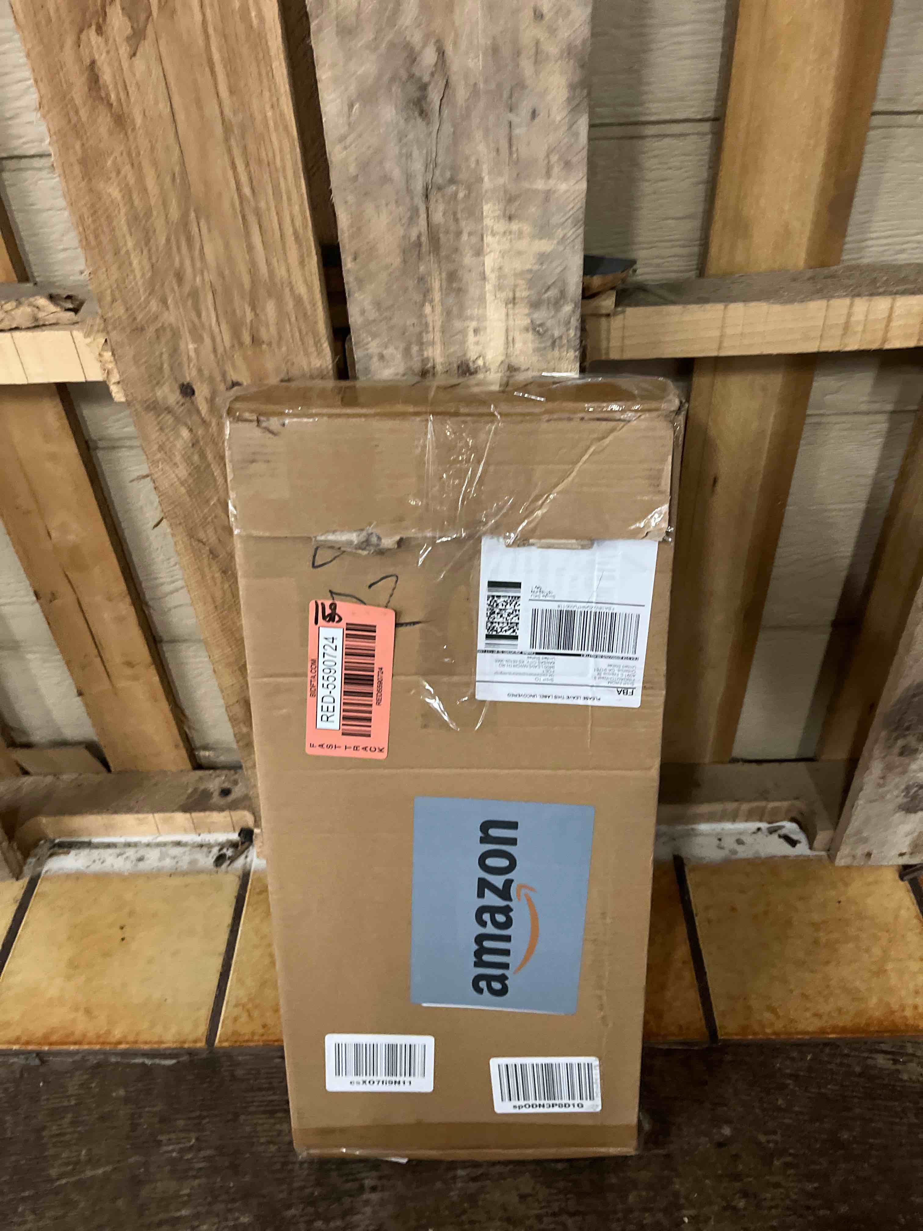 https://s3.amazonaws.com/lotting-images-prod/phillipi/RED5590724_1750337841653.jpeg