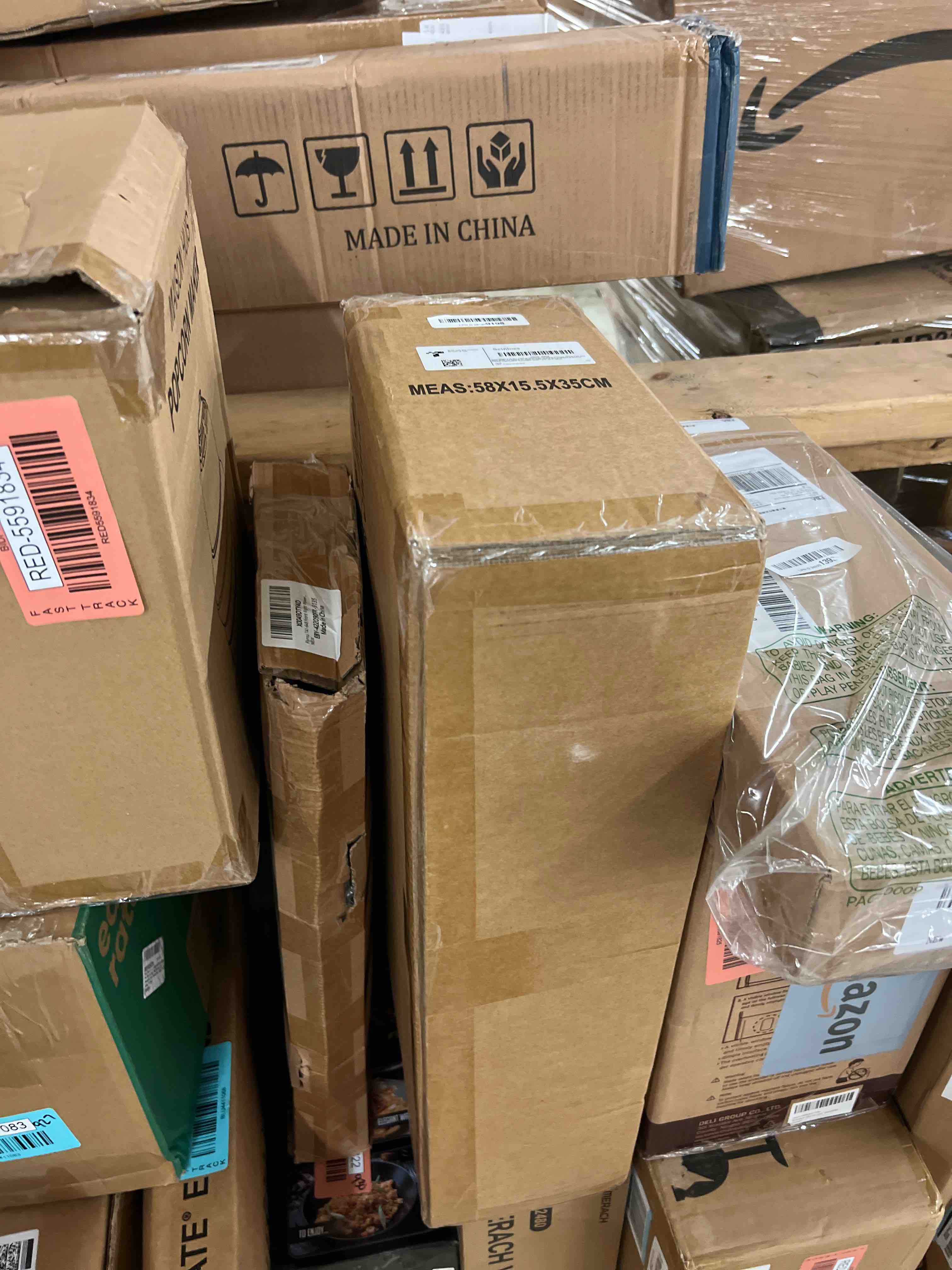 https://s3.amazonaws.com/lotting-images-prod/phillipi/RED5591836_1750858762252.jpeg