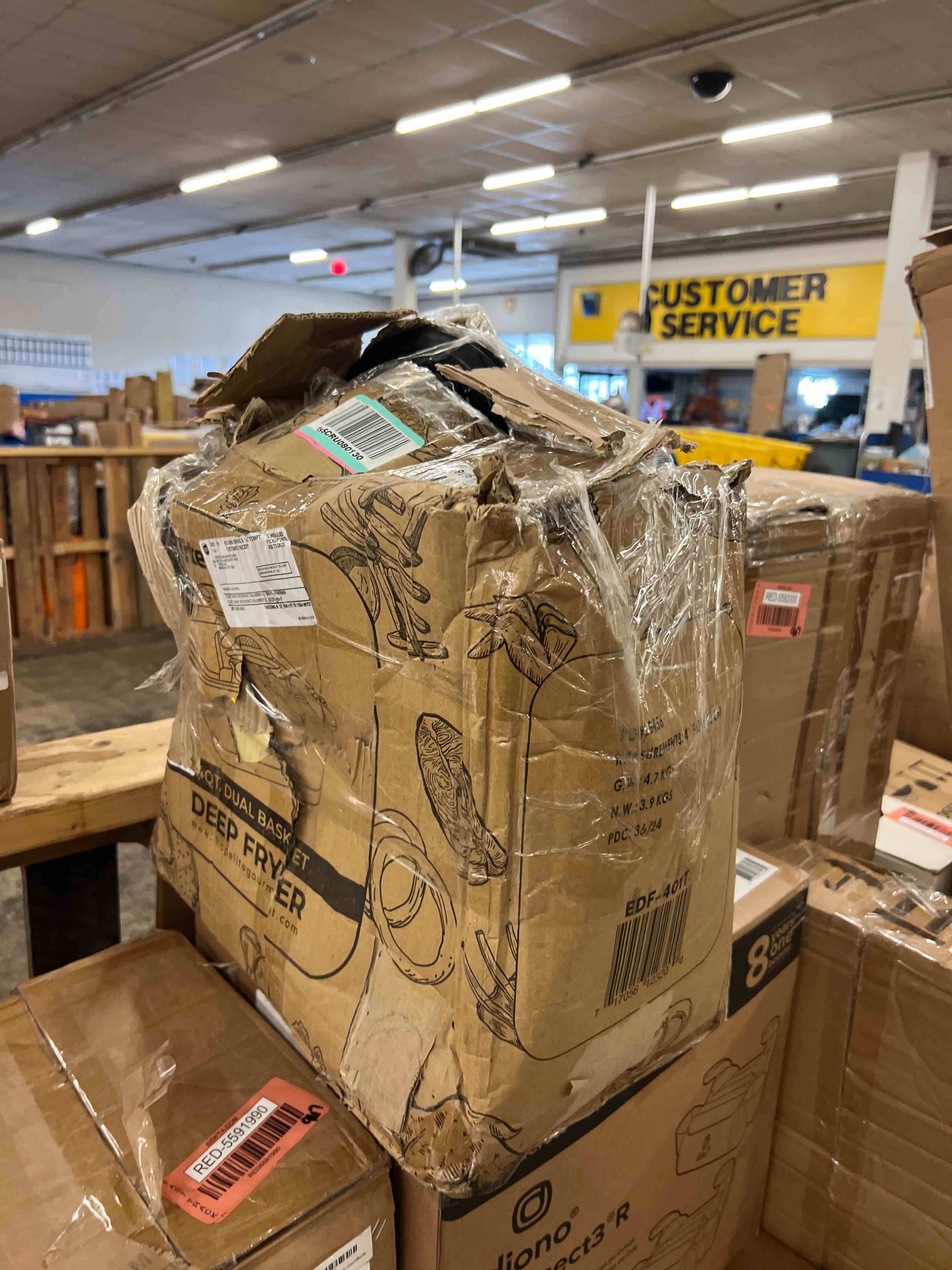 https://s3.amazonaws.com/lotting-images-prod/phillipi/RED5591989_1751302891193.jpeg