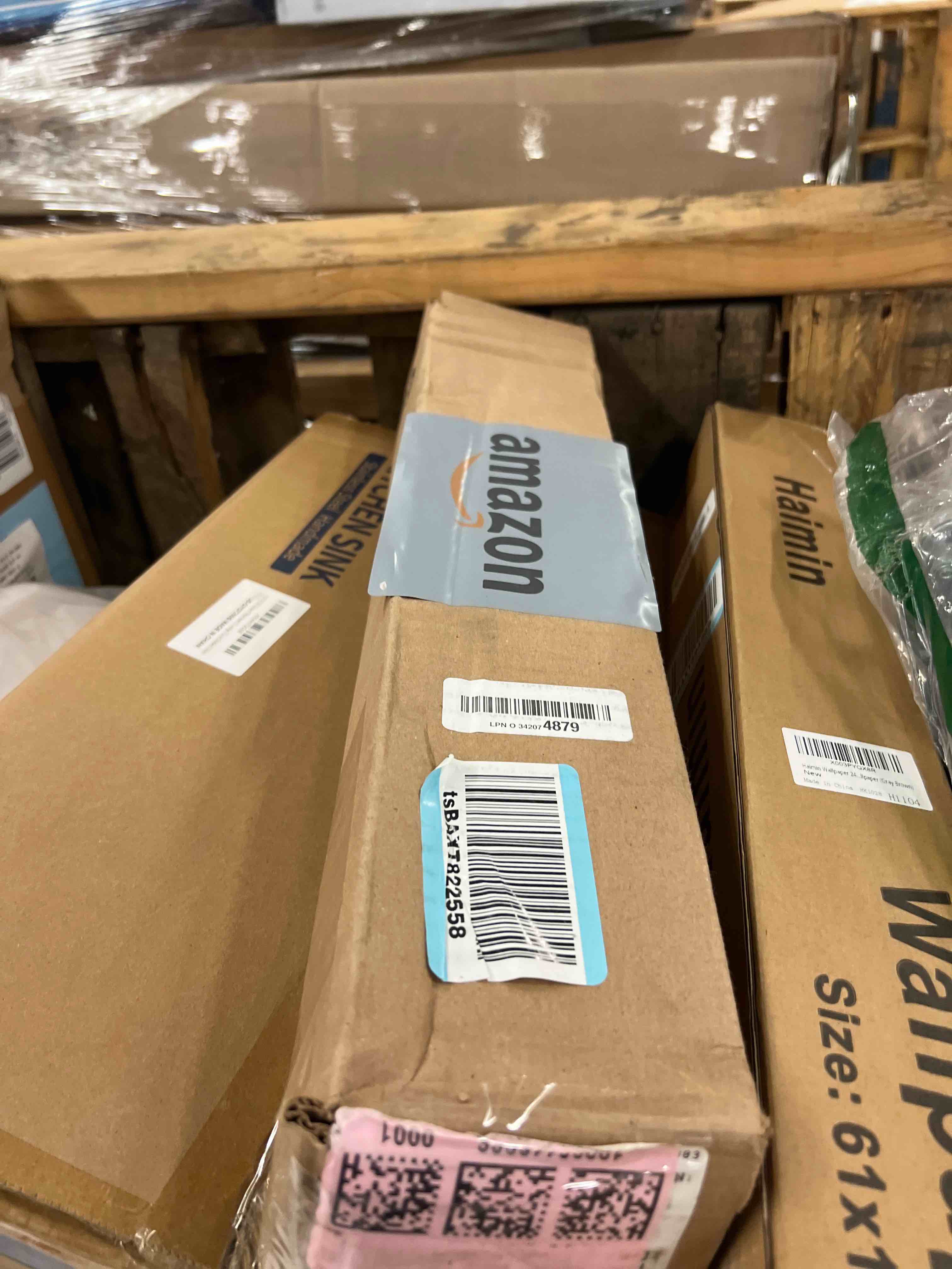 https://s3.amazonaws.com/lotting-images-prod/phillipi/RED5592041_1751324015039.jpeg