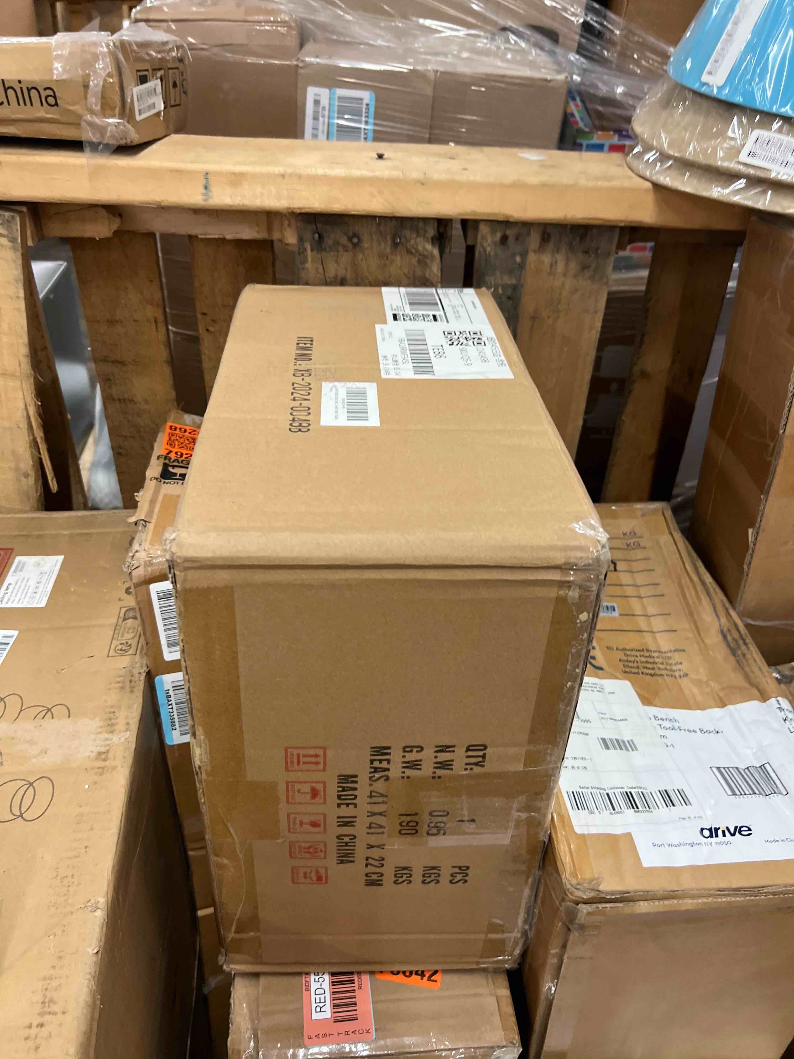 https://s3.amazonaws.com/lotting-images-prod/phillipi/RED5592060_1751329010496.jpeg