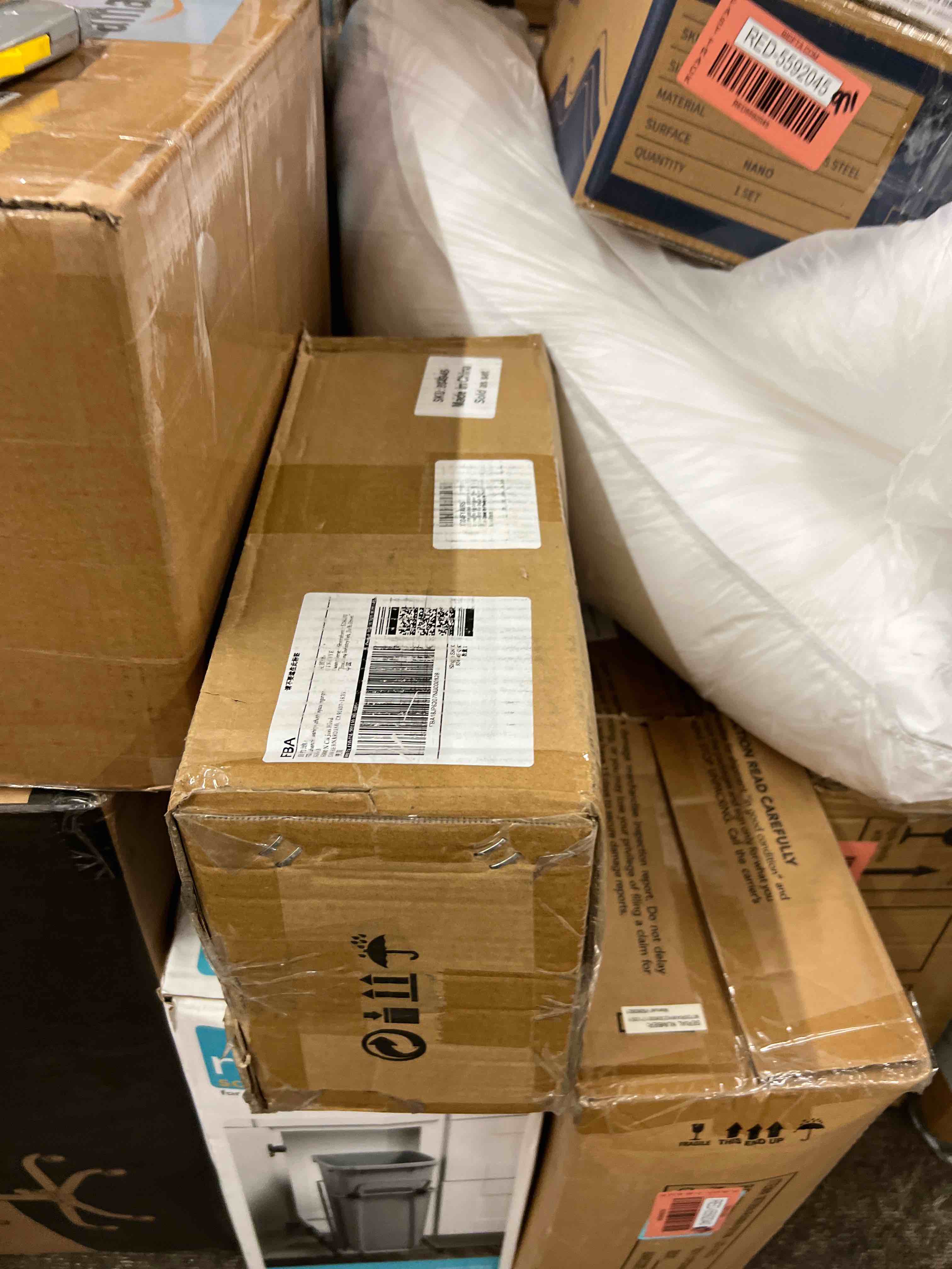 https://s3.amazonaws.com/lotting-images-prod/phillipi/RED5592069_1751327590363.jpeg