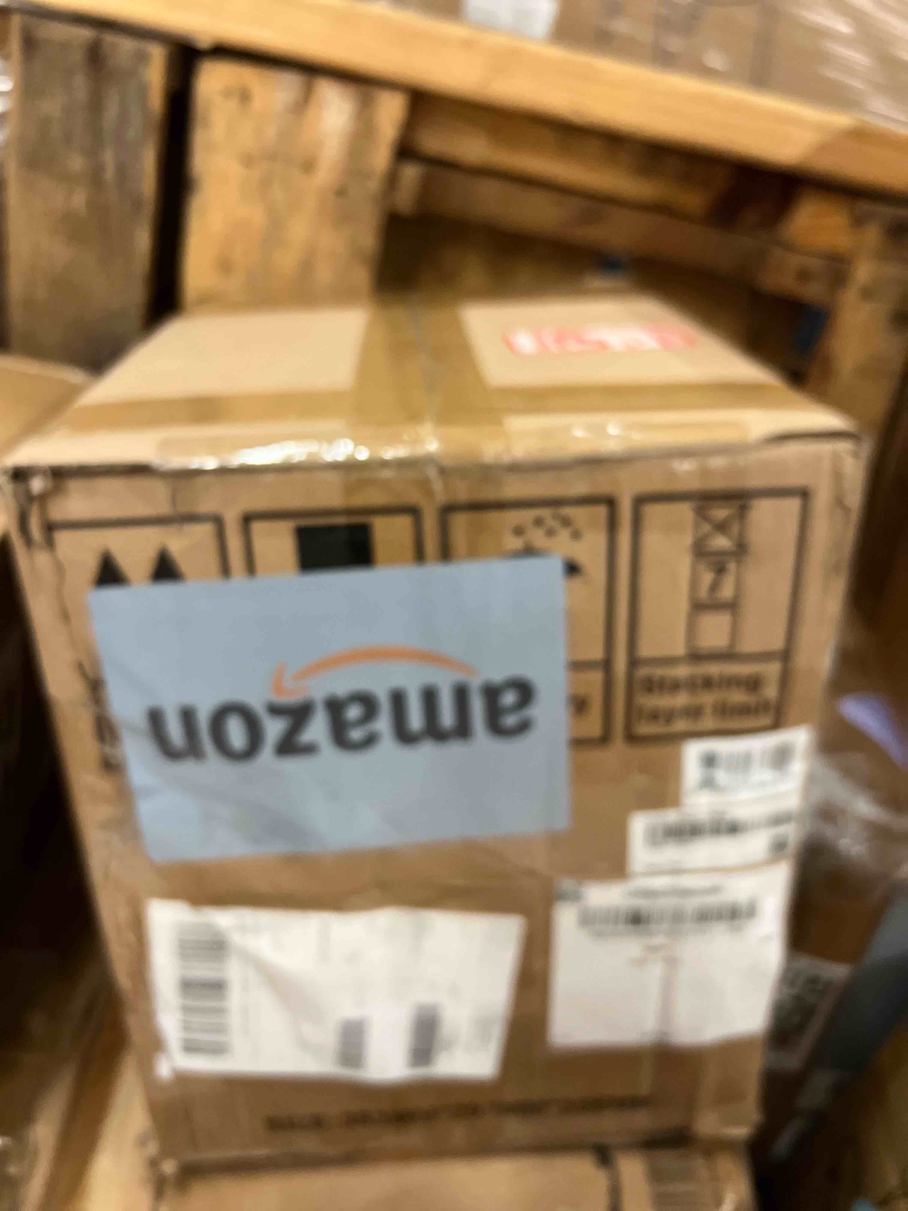 https://s3.amazonaws.com/lotting-images-prod/phillipi/RED5592088_1751340378457.jpeg