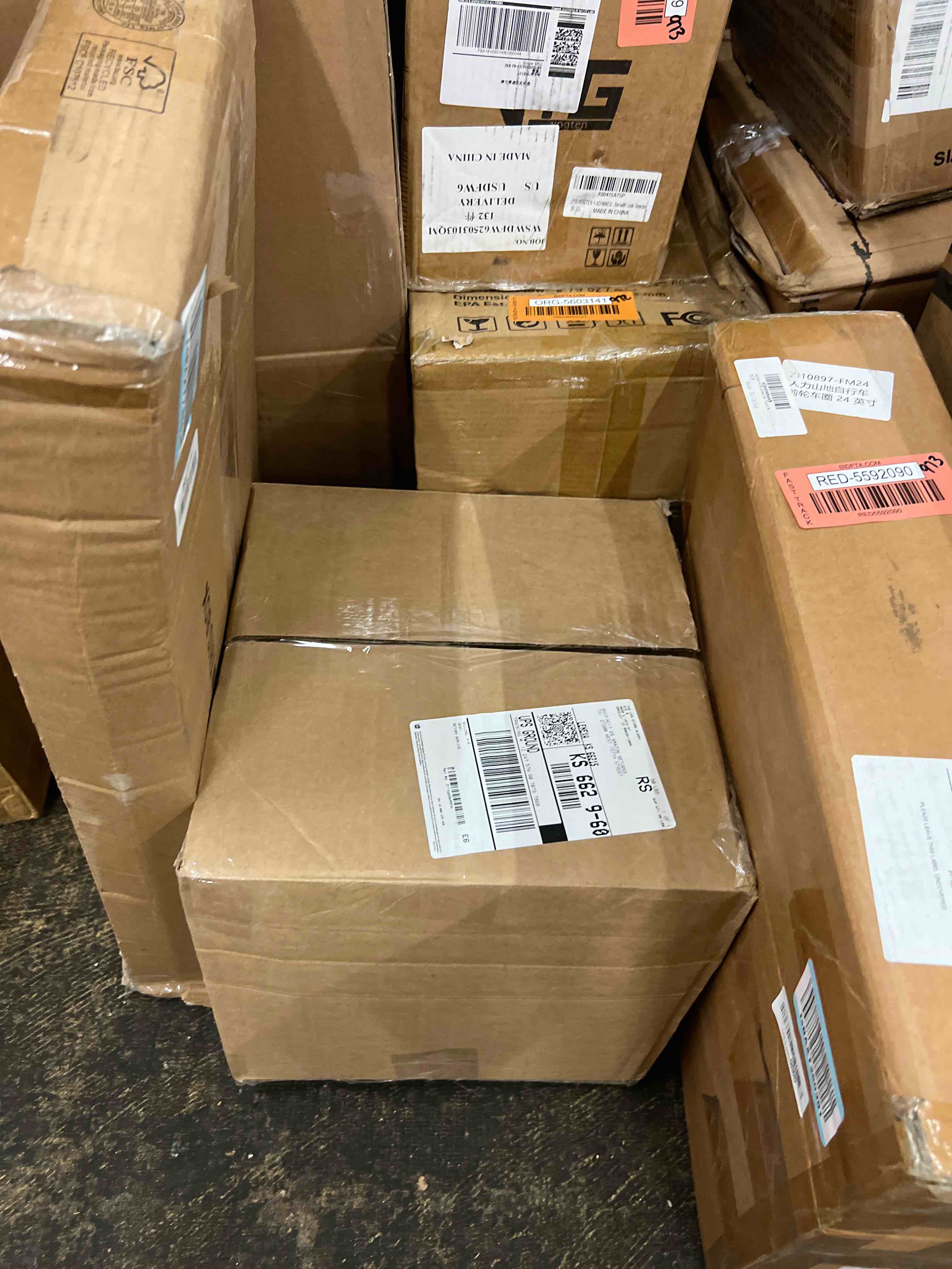 https://s3.amazonaws.com/lotting-images-prod/phillipi/RED5592097_1751378392131.jpeg