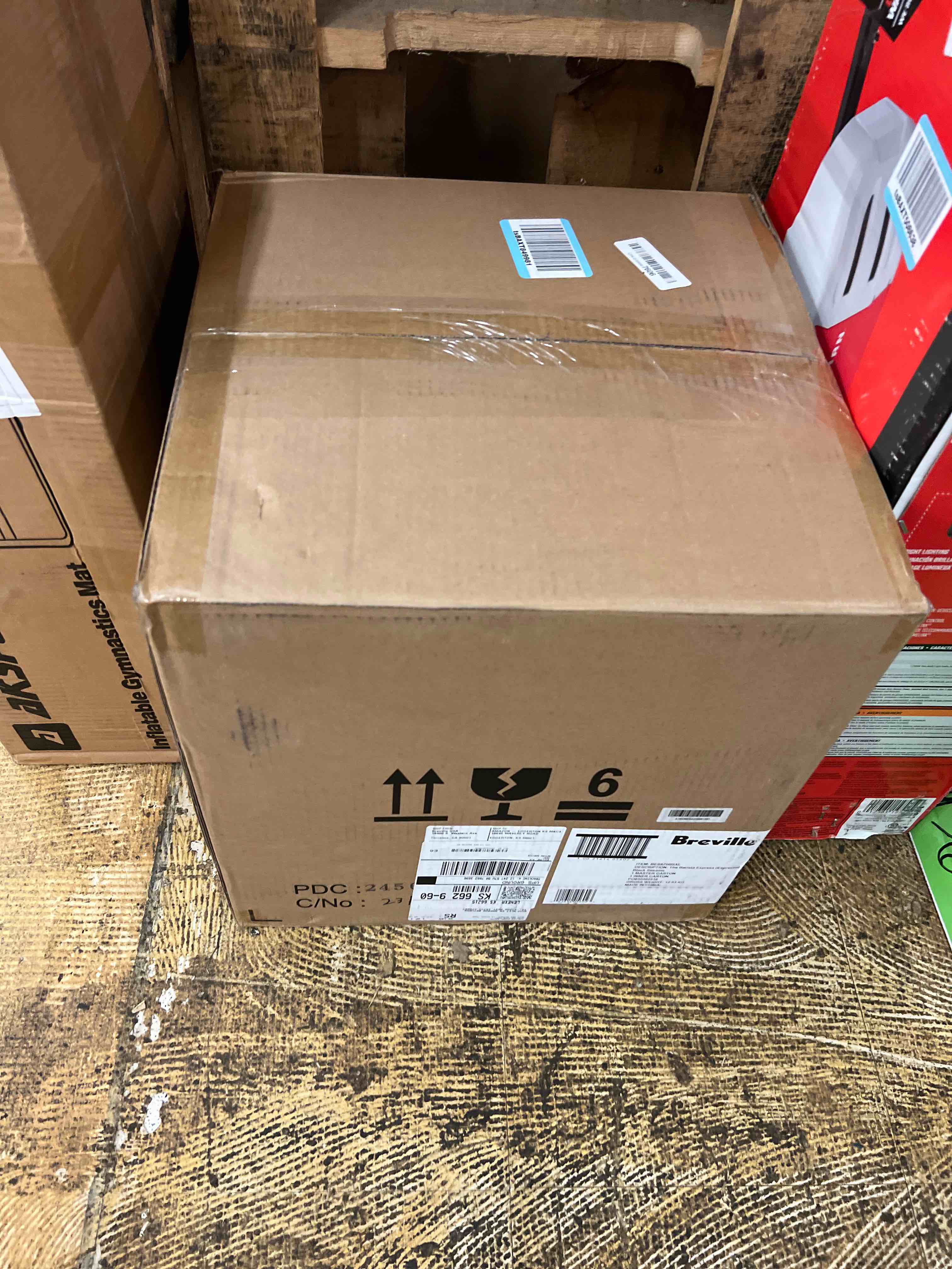 https://s3.amazonaws.com/lotting-images-prod/phillipi/RED5592164_1751414431046.jpeg