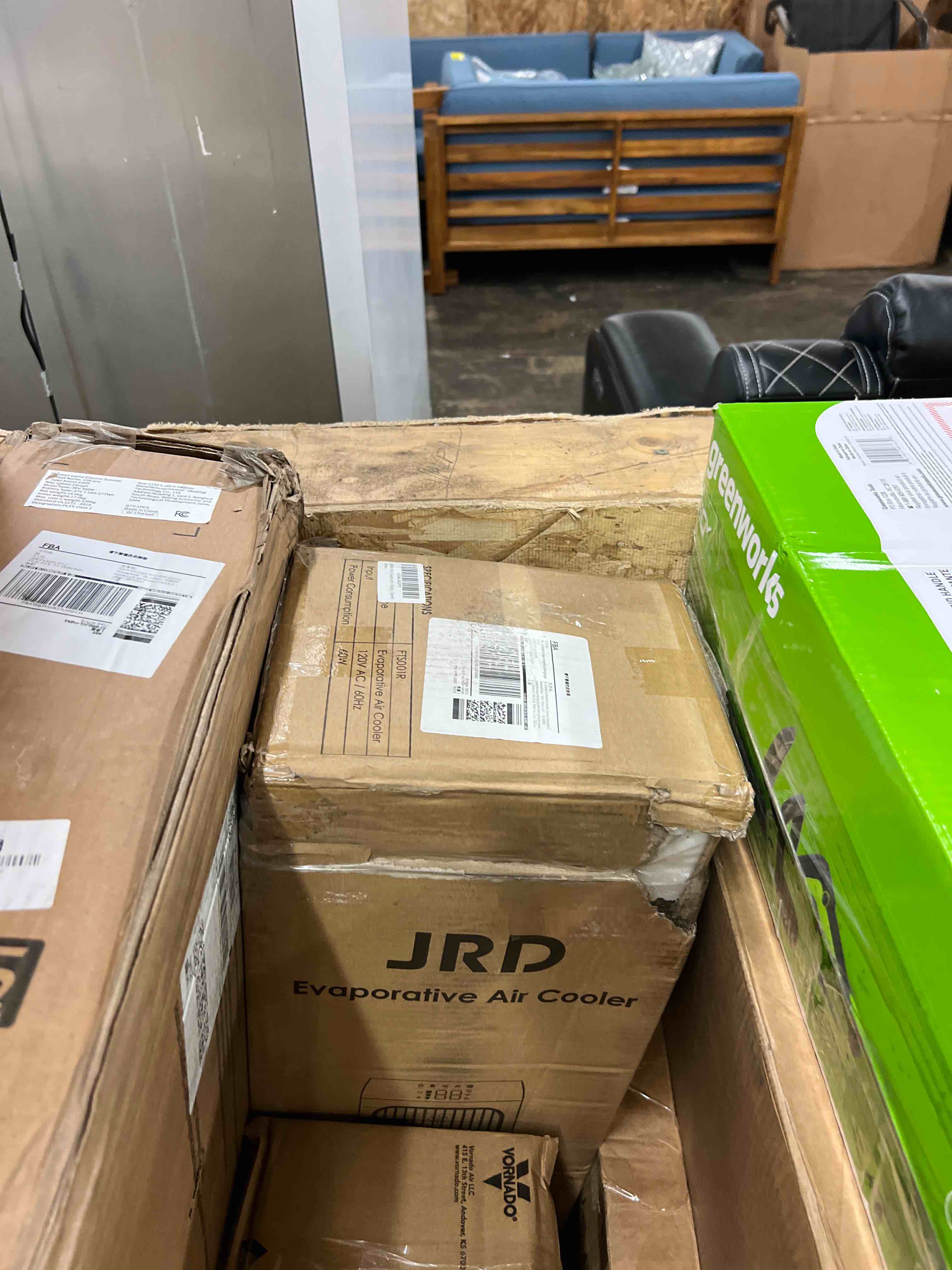 https://s3.amazonaws.com/lotting-images-prod/phillipi/RED5592280_1751564459863.jpeg
