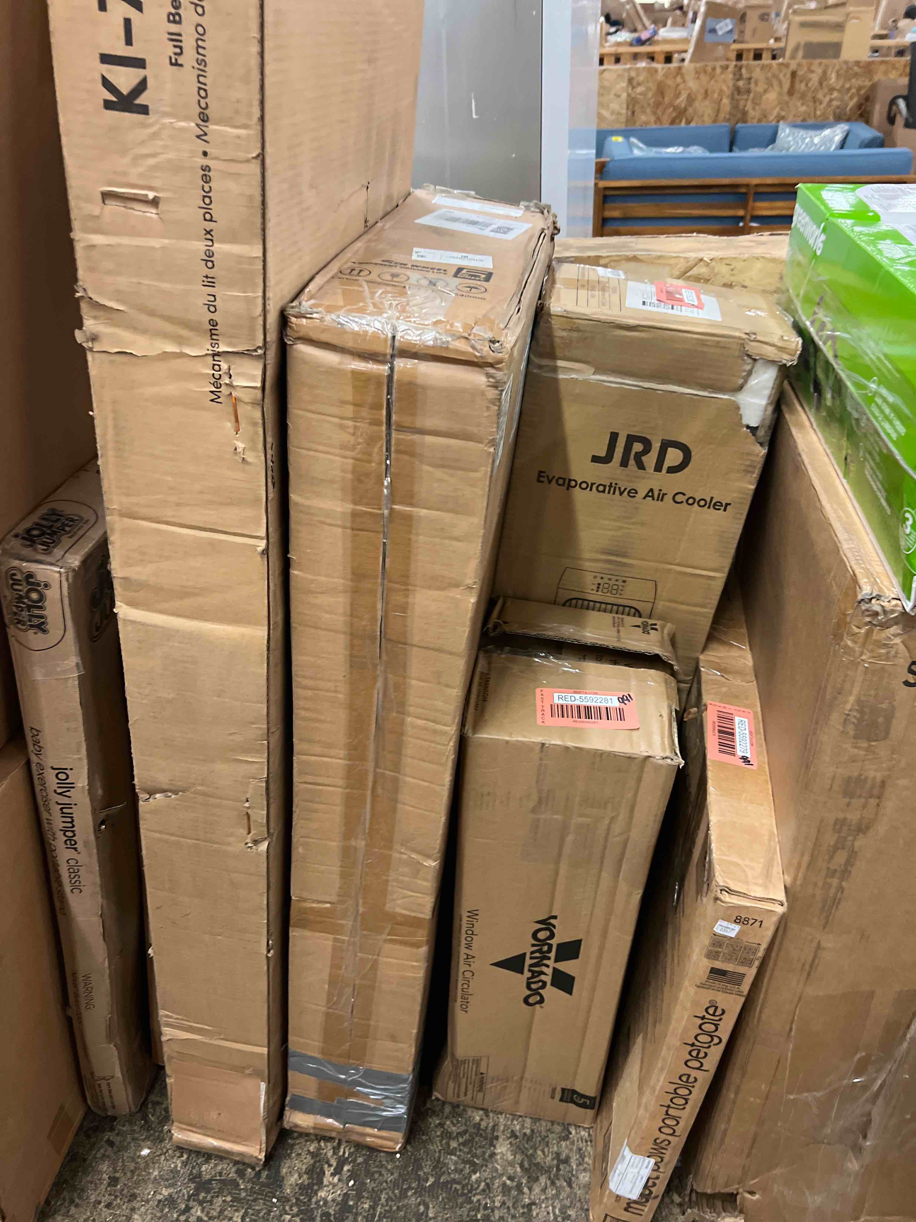 https://s3.amazonaws.com/lotting-images-prod/phillipi/RED5592282_1751566080609.jpeg