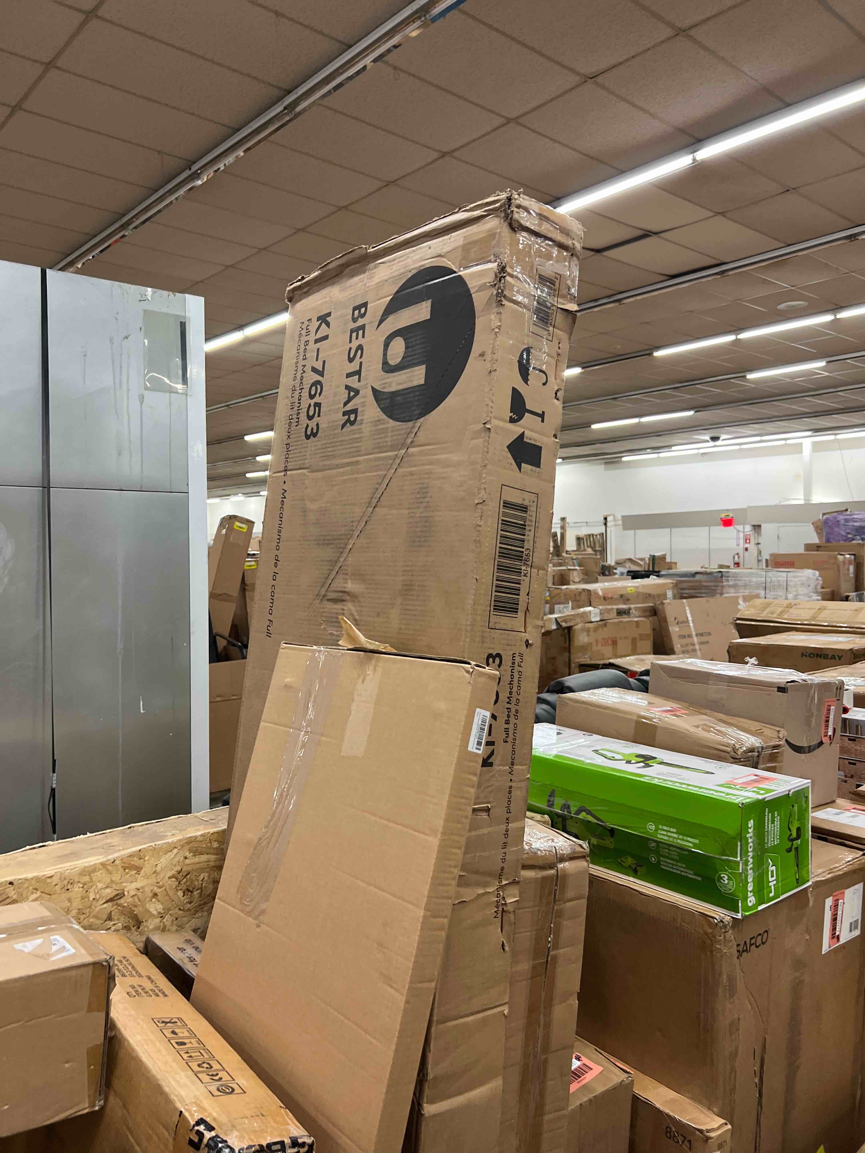 https://s3.amazonaws.com/lotting-images-prod/phillipi/RED5592283_1751566128840.jpeg