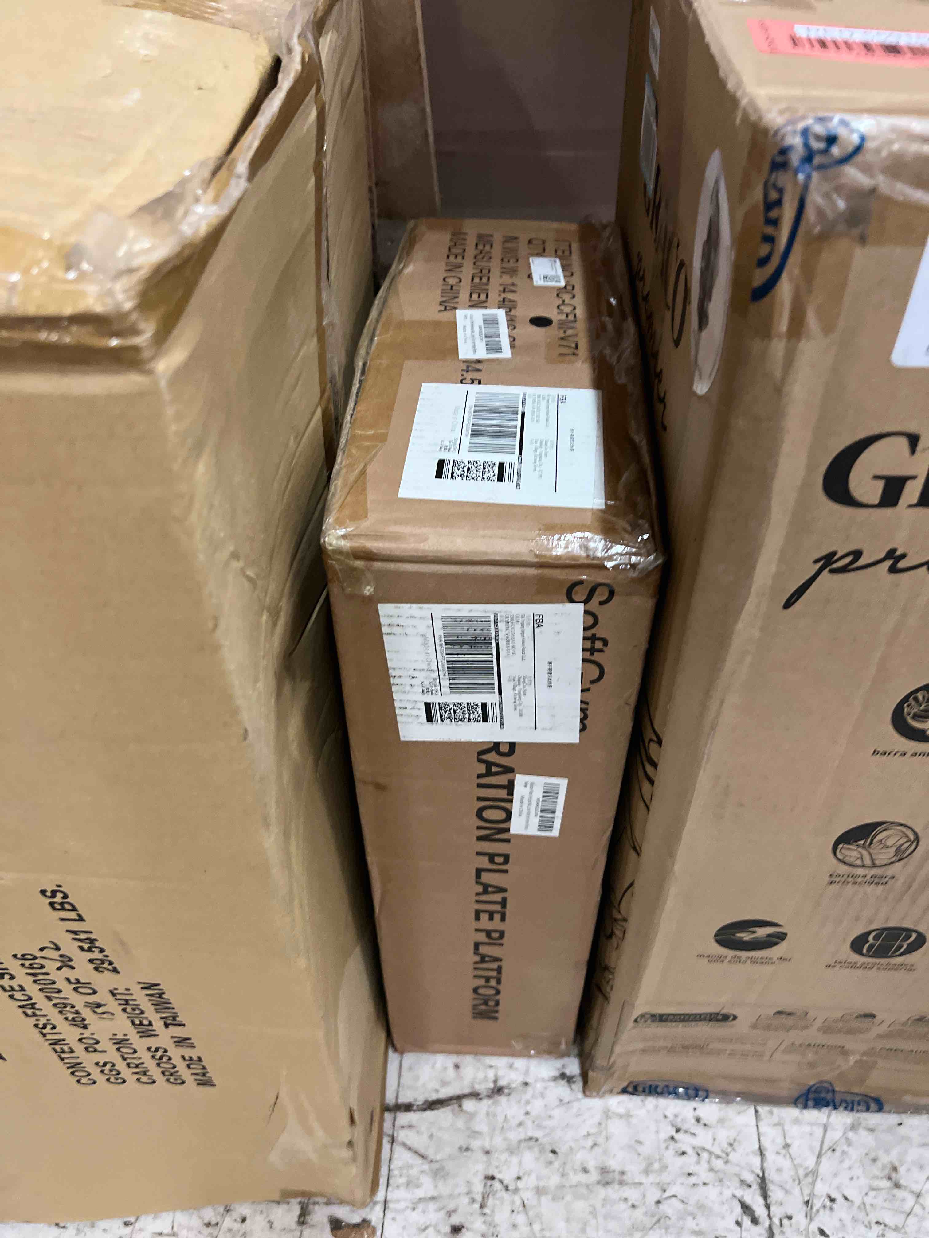 https://s3.amazonaws.com/lotting-images-prod/phillipi/RED5592336_1751916234058.jpeg