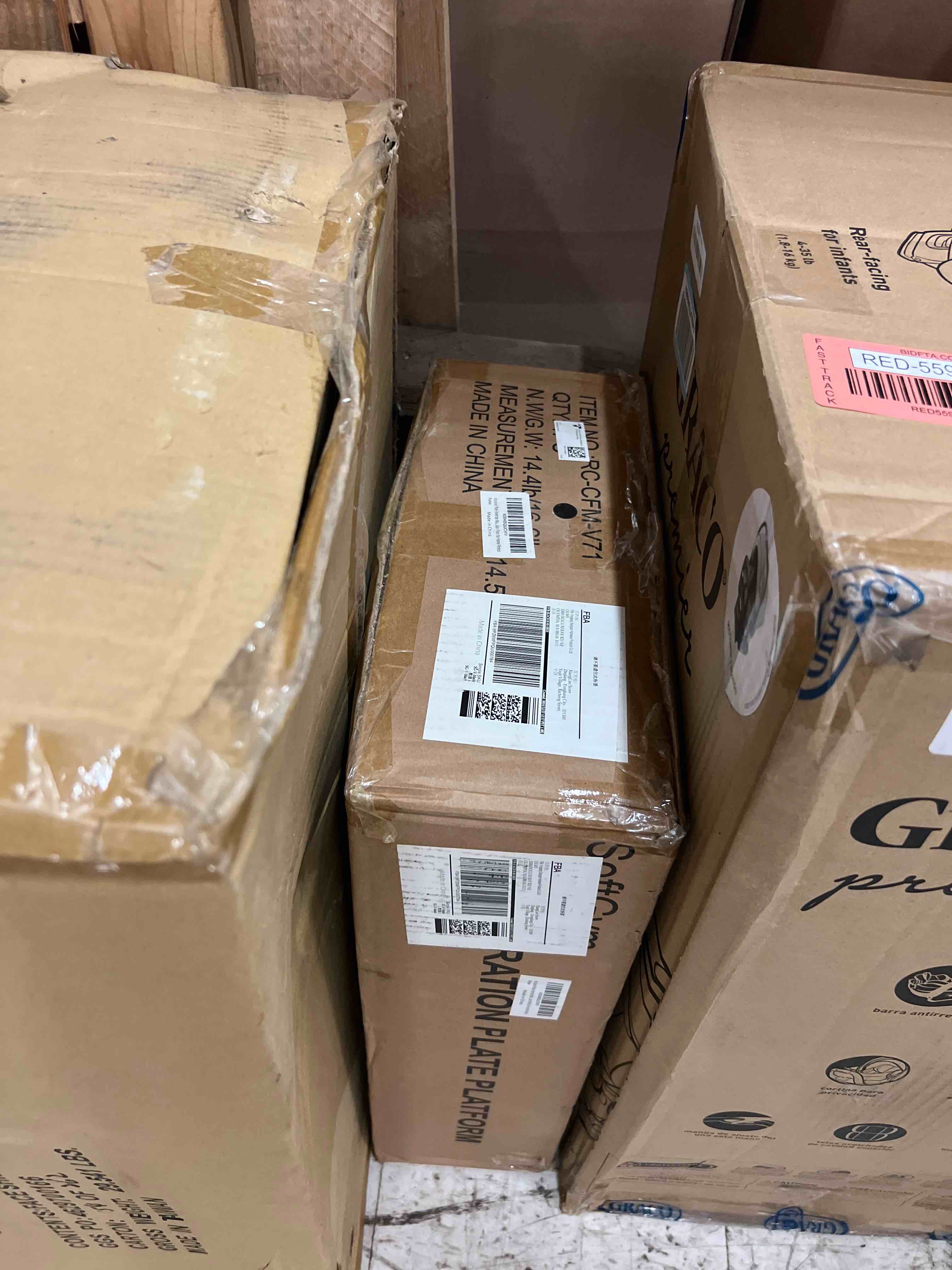 https://s3.amazonaws.com/lotting-images-prod/phillipi/RED5592336_1751916235195.jpeg
