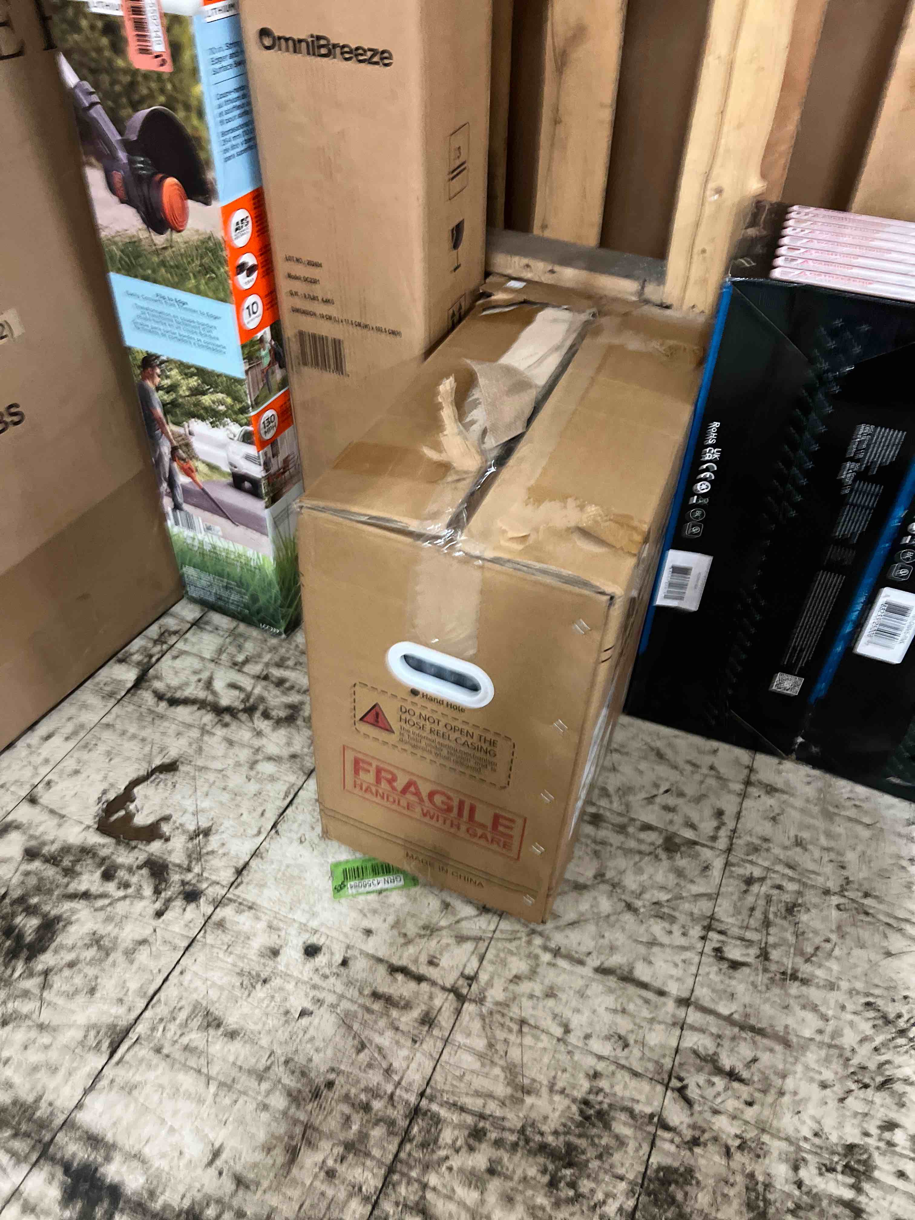 https://s3.amazonaws.com/lotting-images-prod/phillipi/RED5592351_1751999172685.jpeg