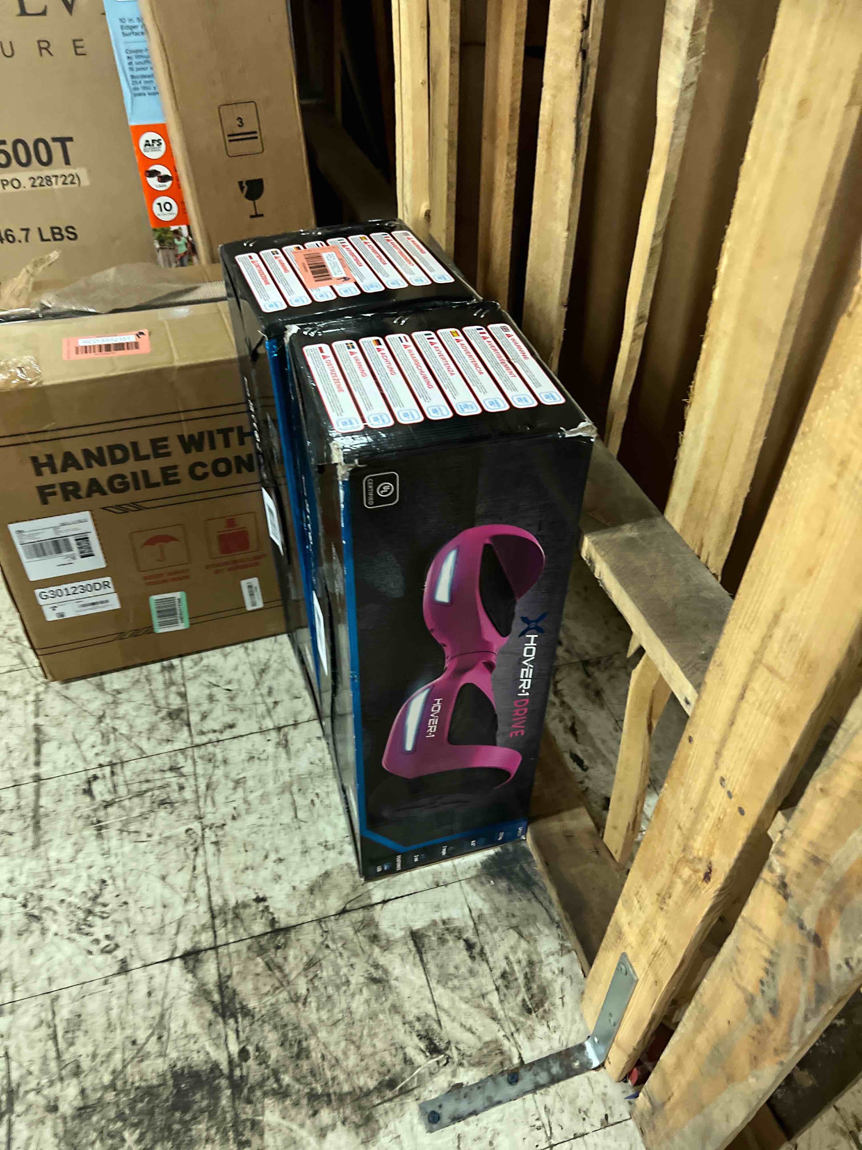 https://s3.amazonaws.com/lotting-images-prod/phillipi/RED5592353_1751999225279.jpeg