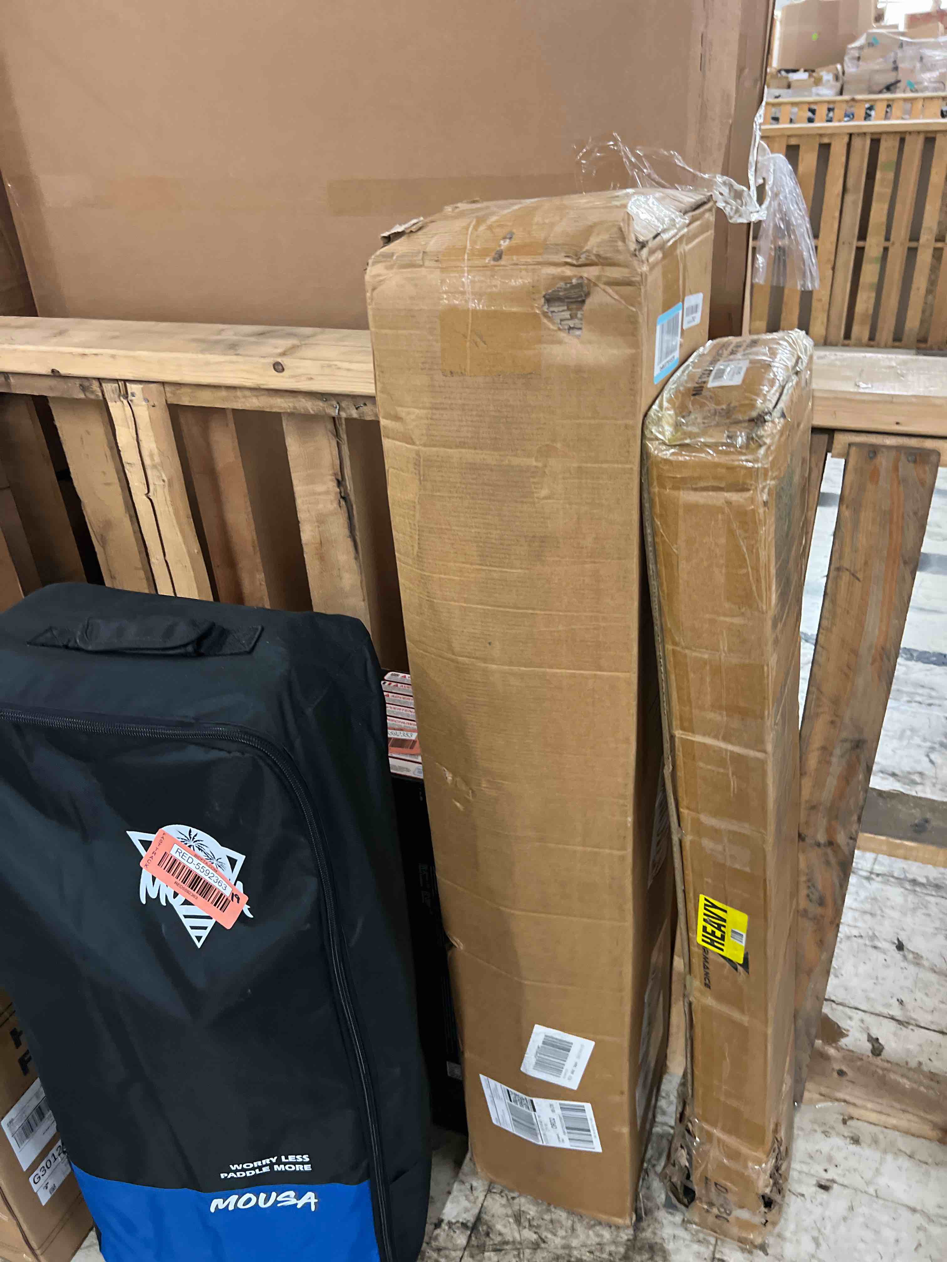 https://s3.amazonaws.com/lotting-images-prod/phillipi/RED5592364_1752070429834.jpeg
