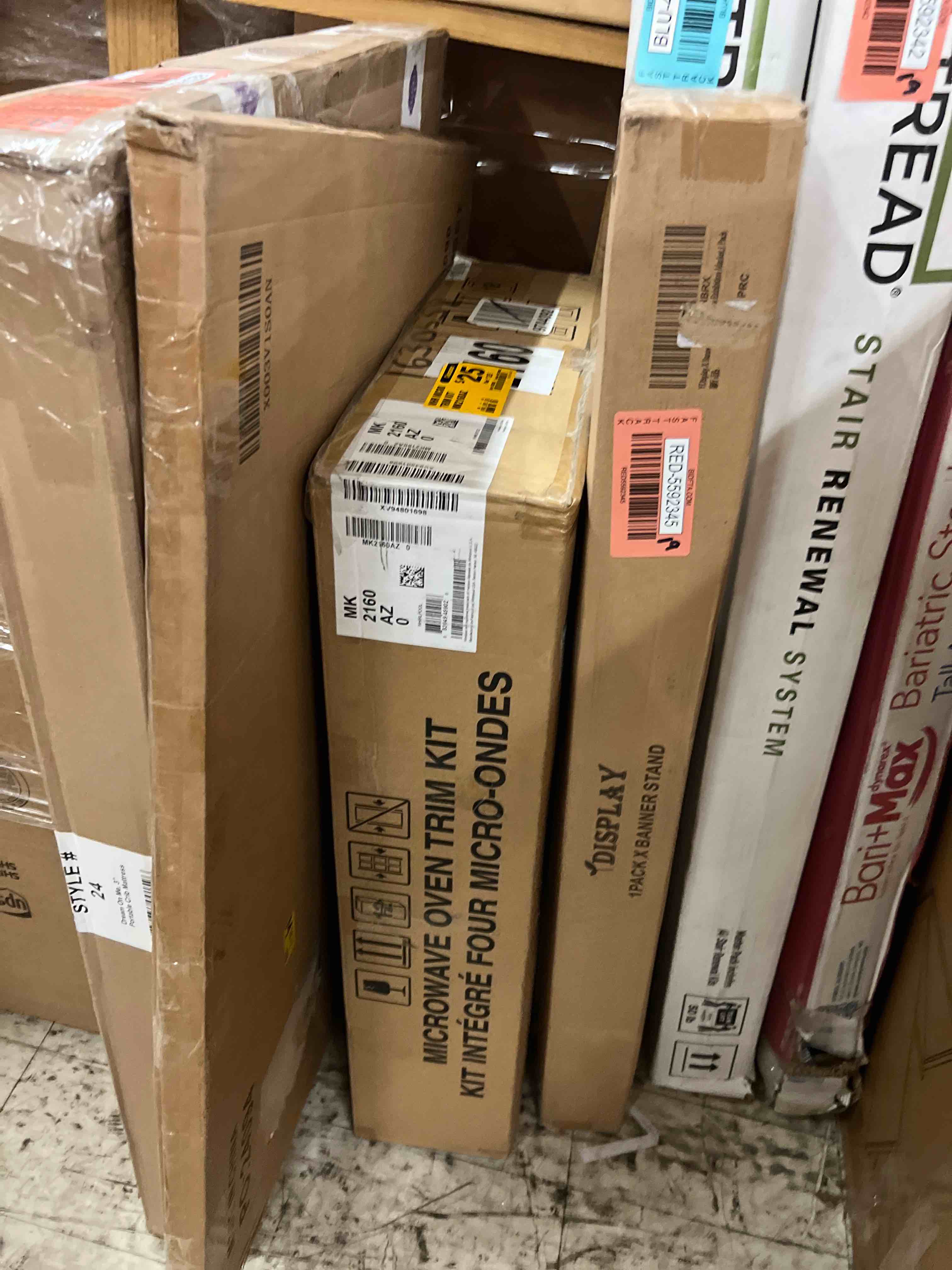 https://s3.amazonaws.com/lotting-images-prod/phillipi/RED5592367_1751999651460.jpeg