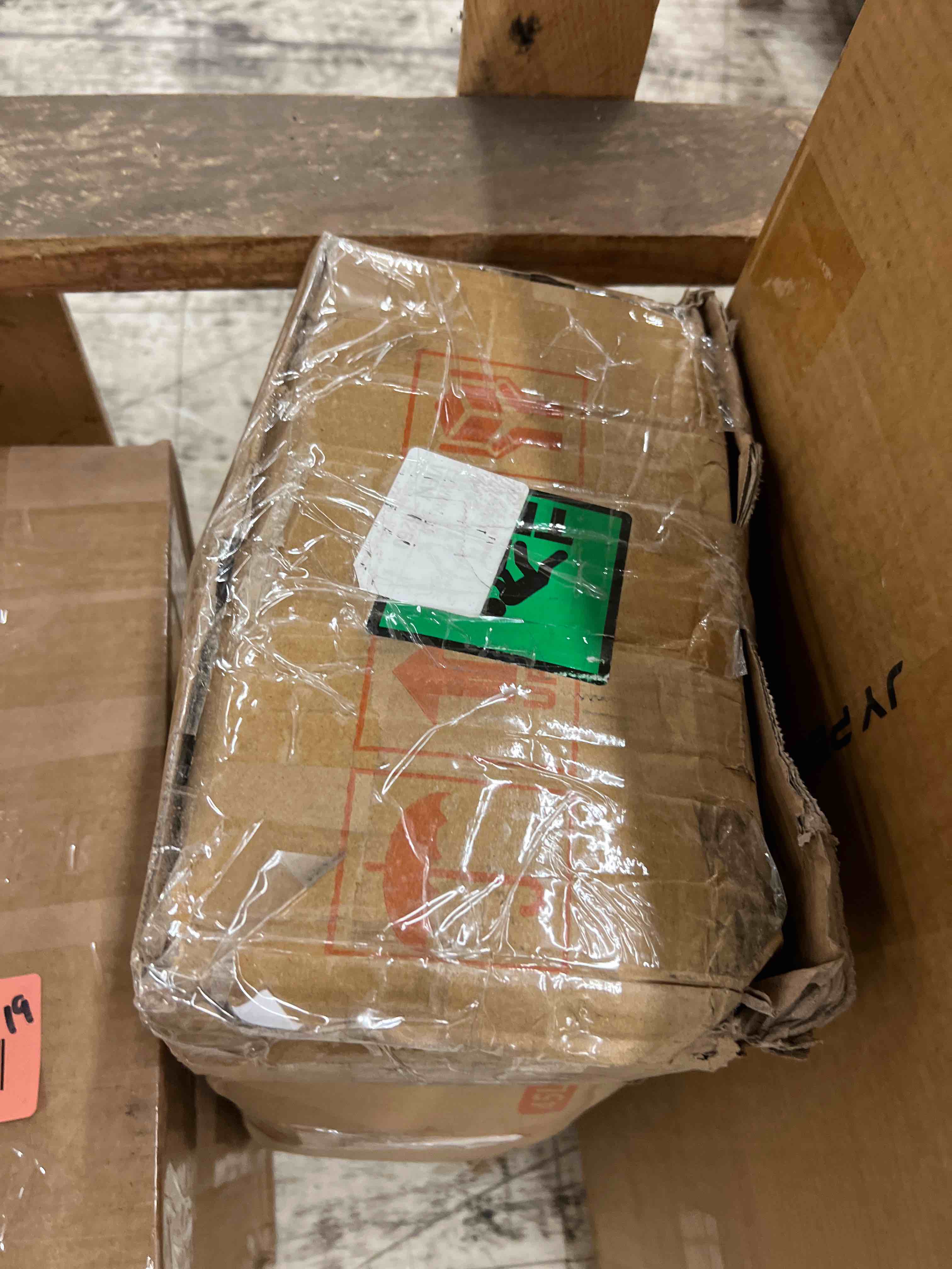 https://s3.amazonaws.com/lotting-images-prod/phillipi/RED5592388_1752079729265.jpeg