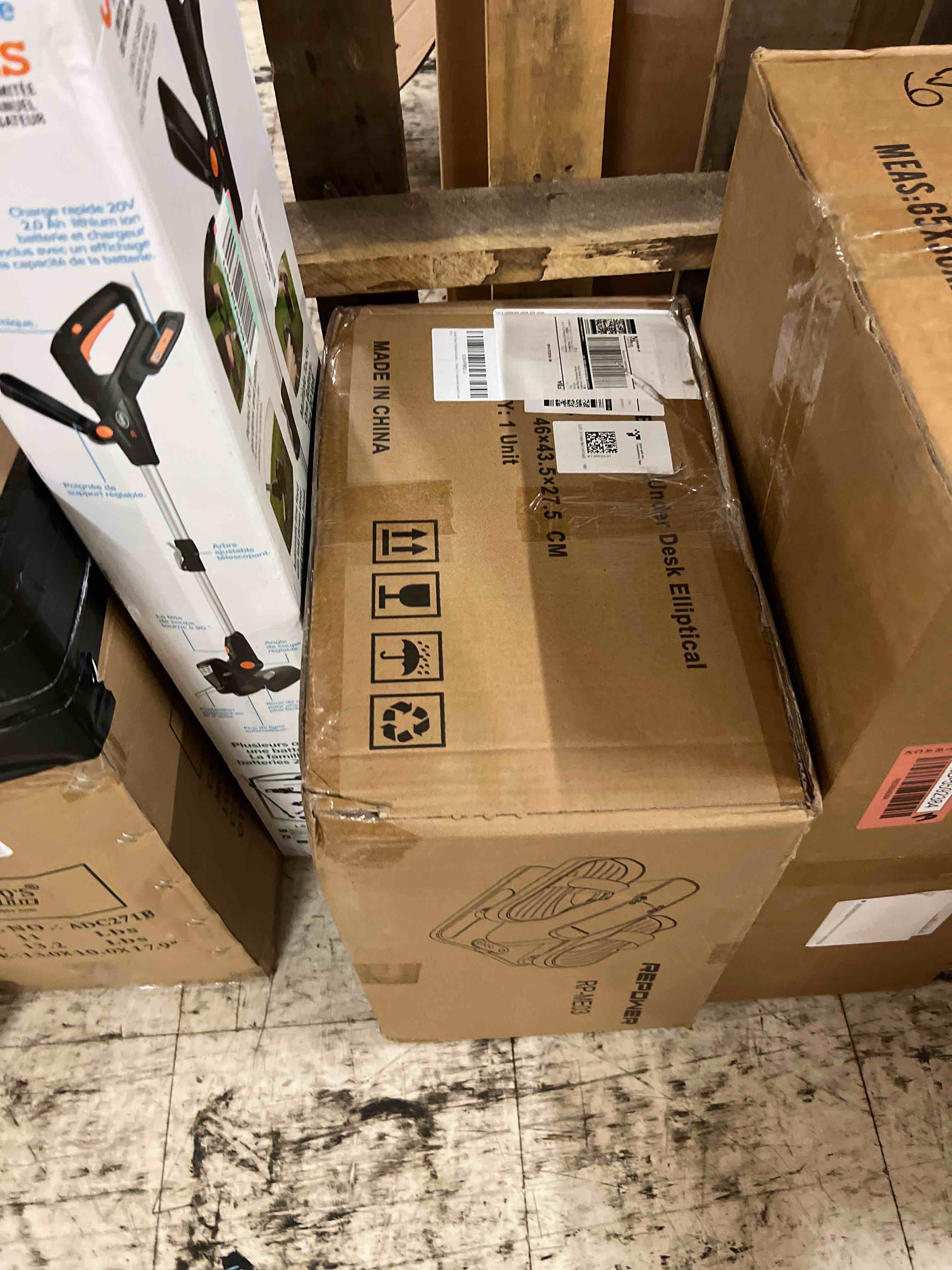 https://s3.amazonaws.com/lotting-images-prod/phillipi/RED5592392_1752080430516.jpeg