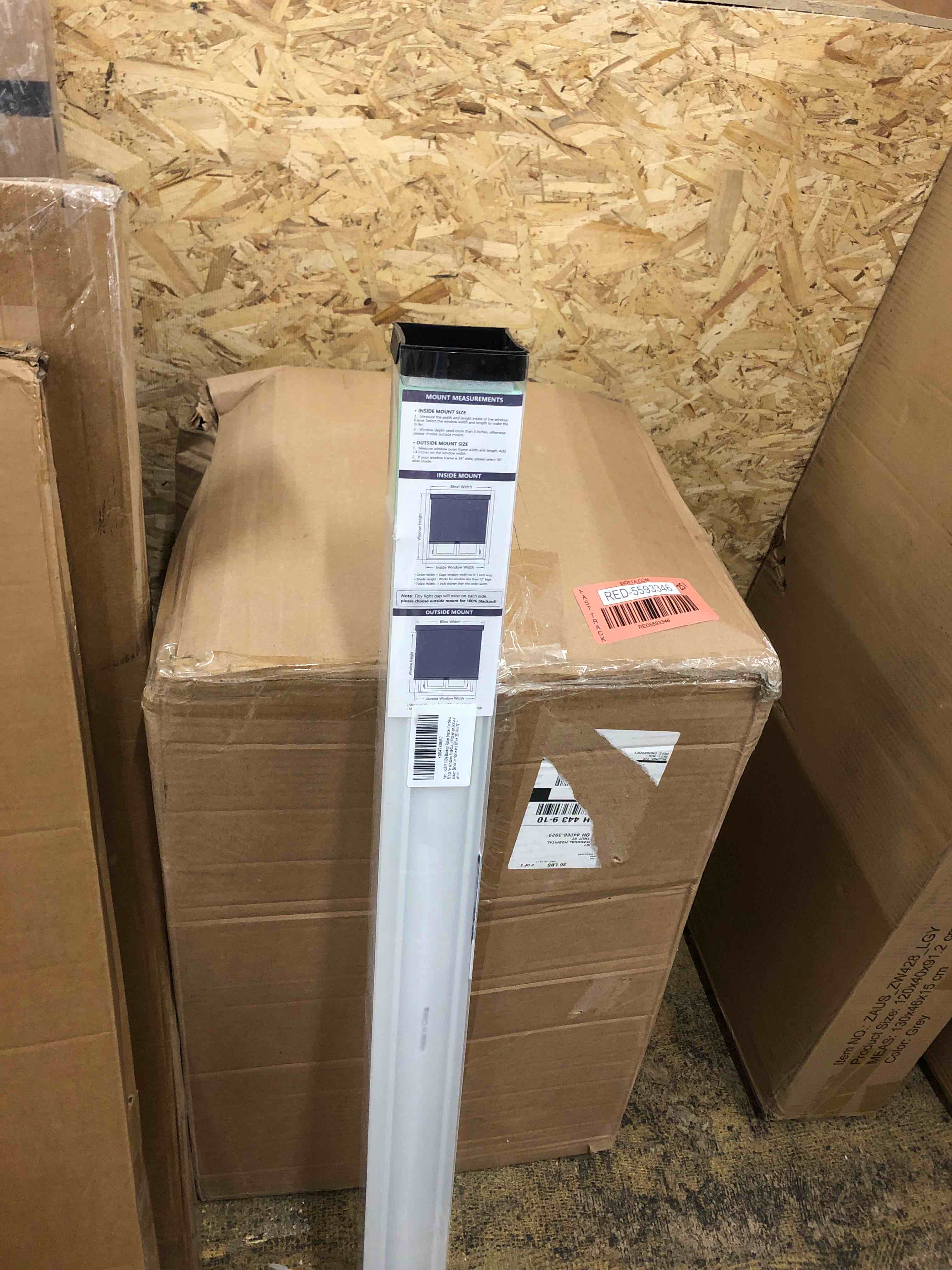 https://s3.amazonaws.com/lotting-images-prod/phillipi/RED5593348_1732631306238.jpeg