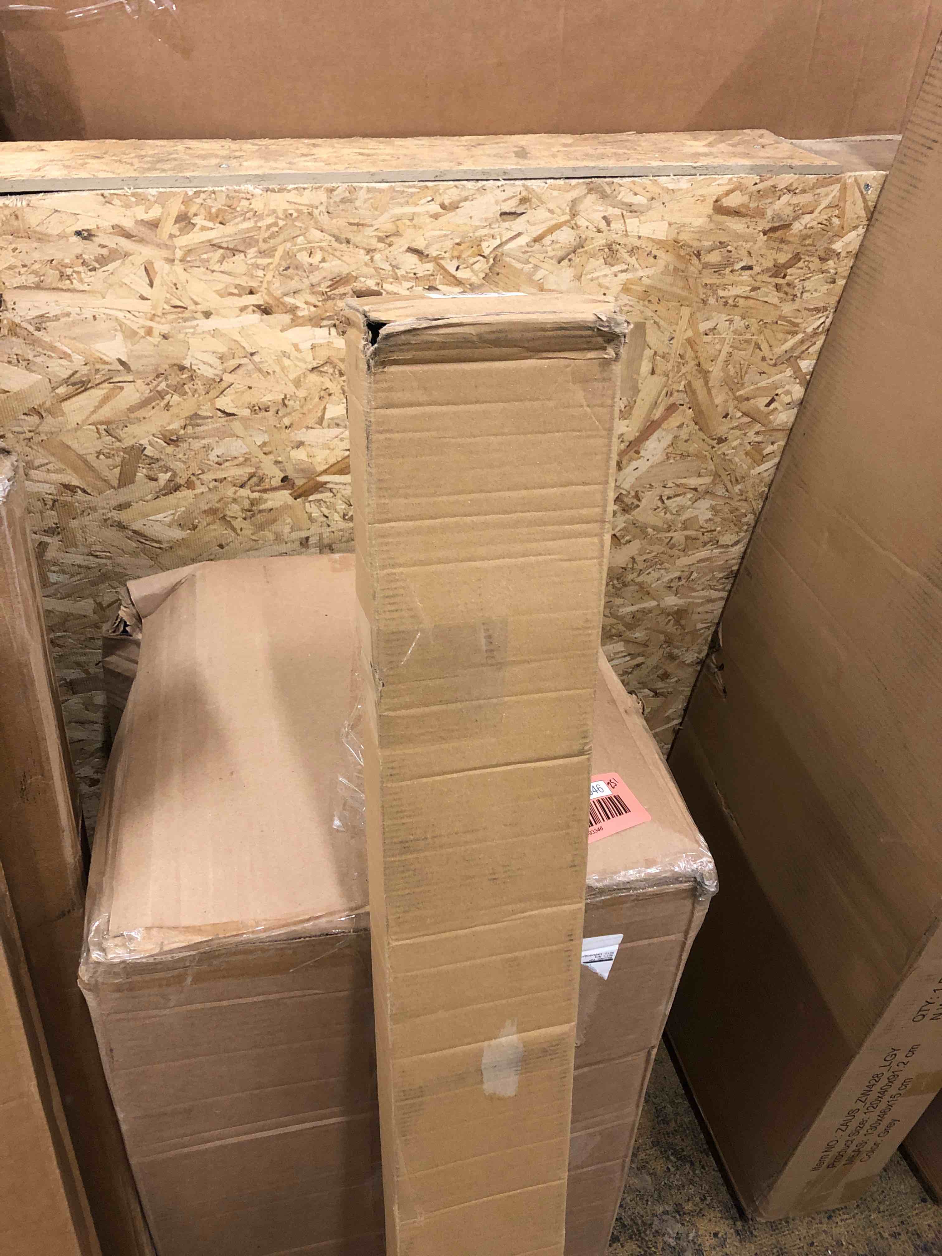 https://s3.amazonaws.com/lotting-images-prod/phillipi/RED5593349_1732631402467.jpeg