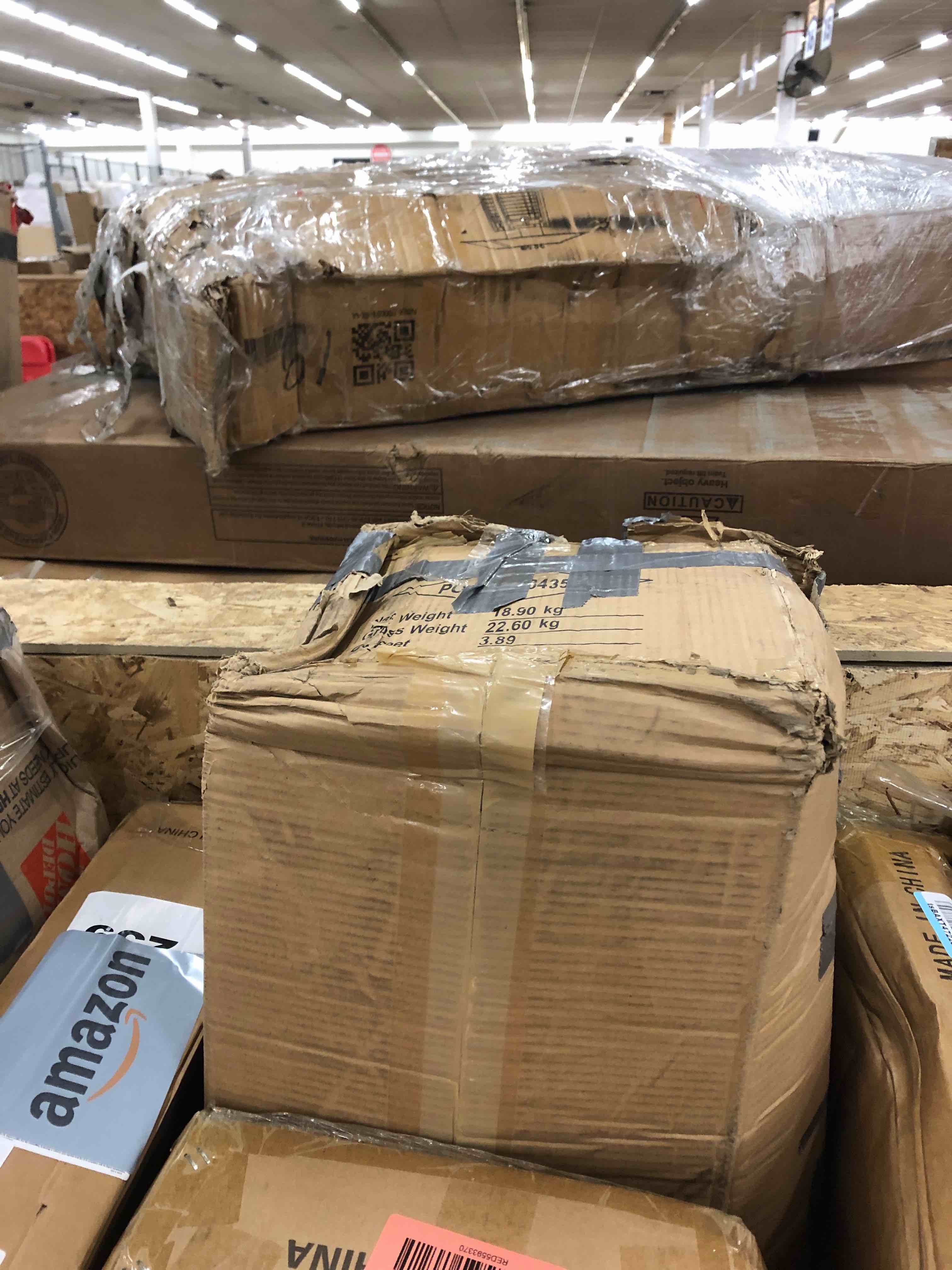 https://s3.amazonaws.com/lotting-images-prod/phillipi/RED5593369_1732632777975.jpeg
