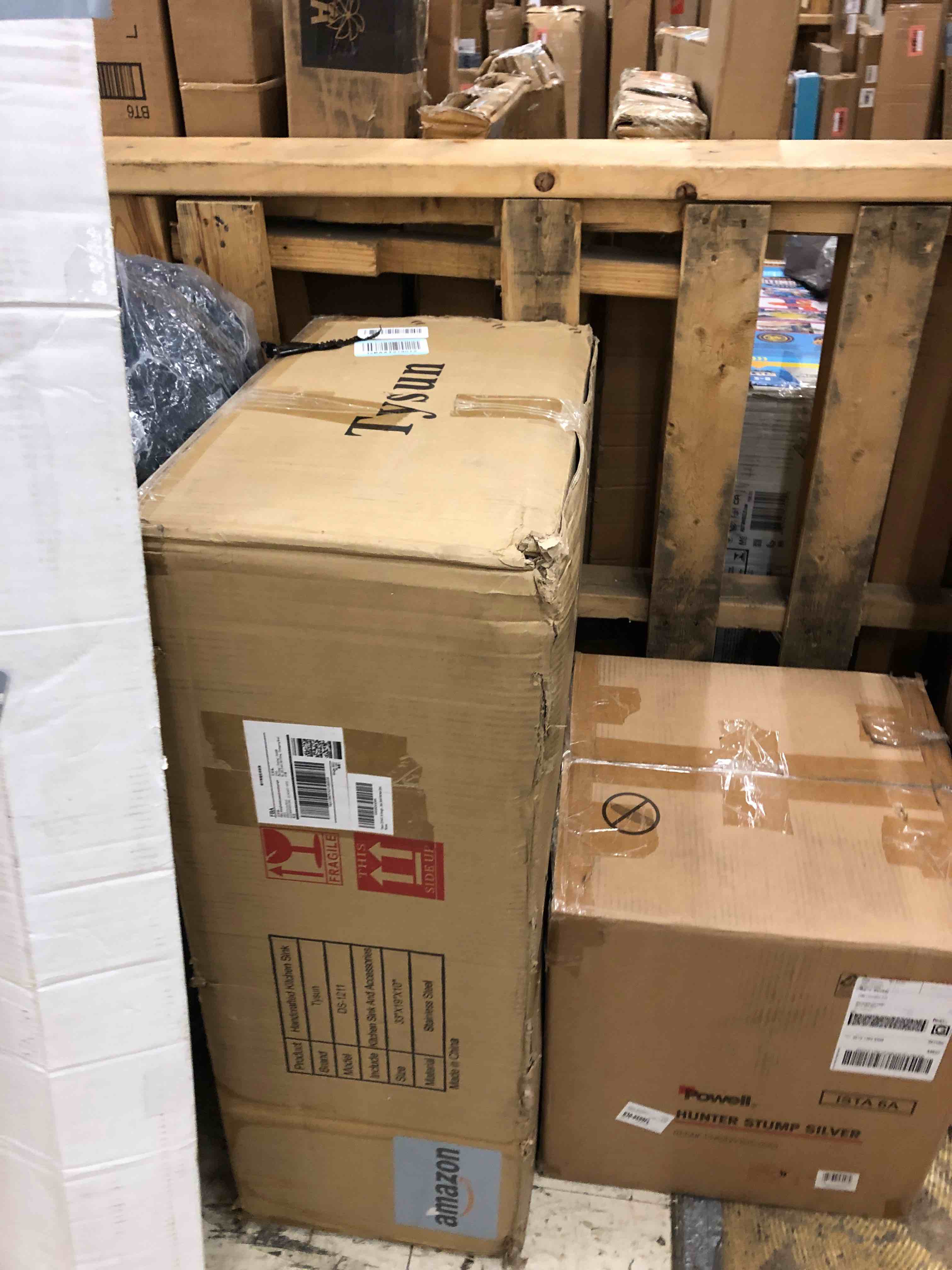 https://s3.amazonaws.com/lotting-images-prod/phillipi/RED5593498_1732905328820.jpeg