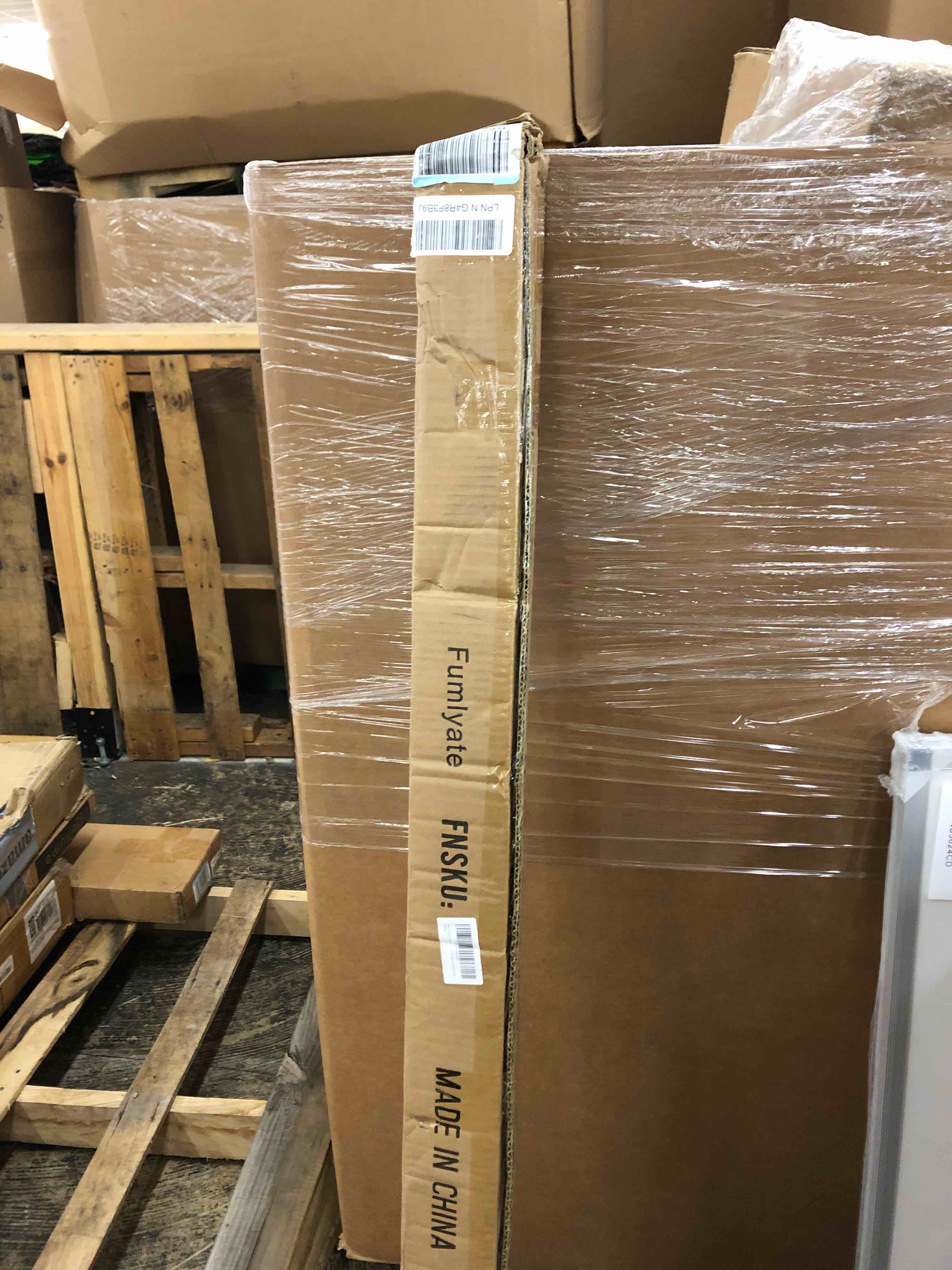 https://s3.amazonaws.com/lotting-images-prod/phillipi/RED5593565_1733163870763.jpeg