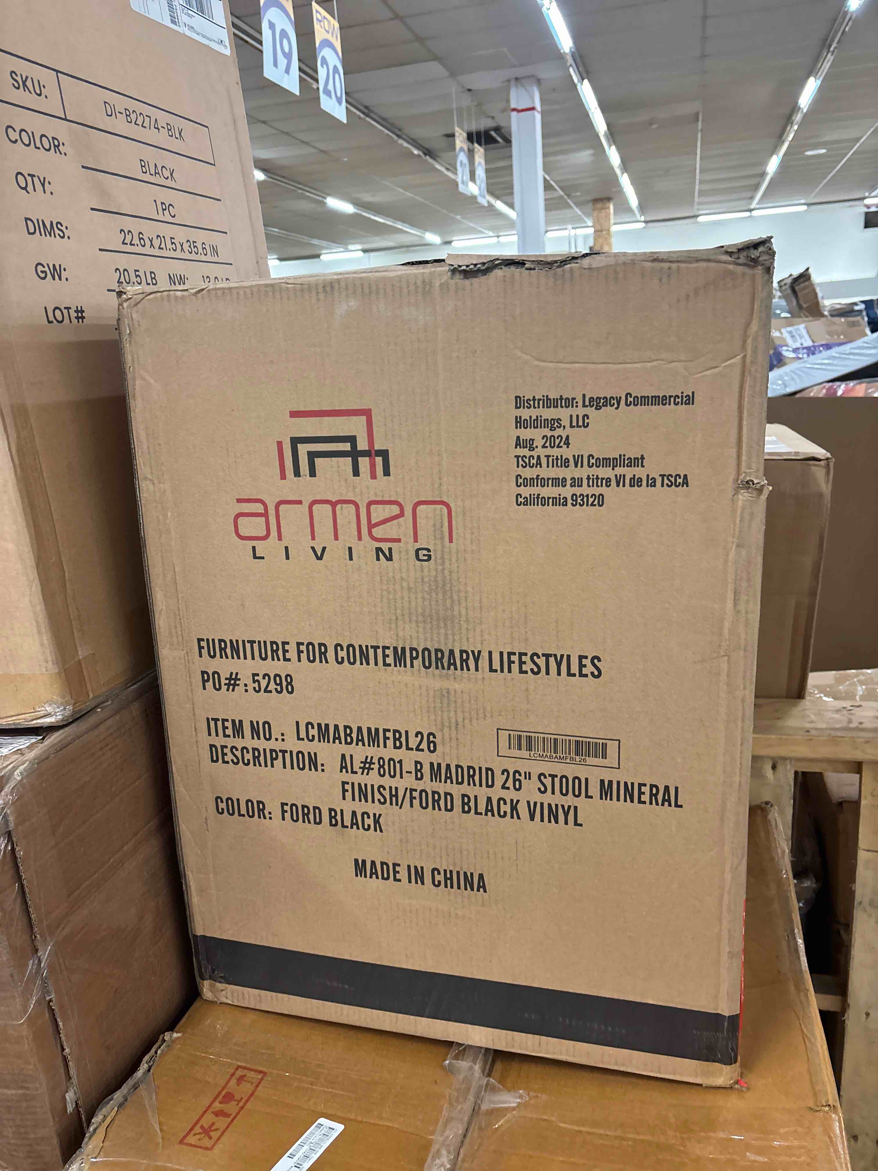 https://s3.amazonaws.com/lotting-images-prod/phillipi/RED5593952_1738946754808.jpeg