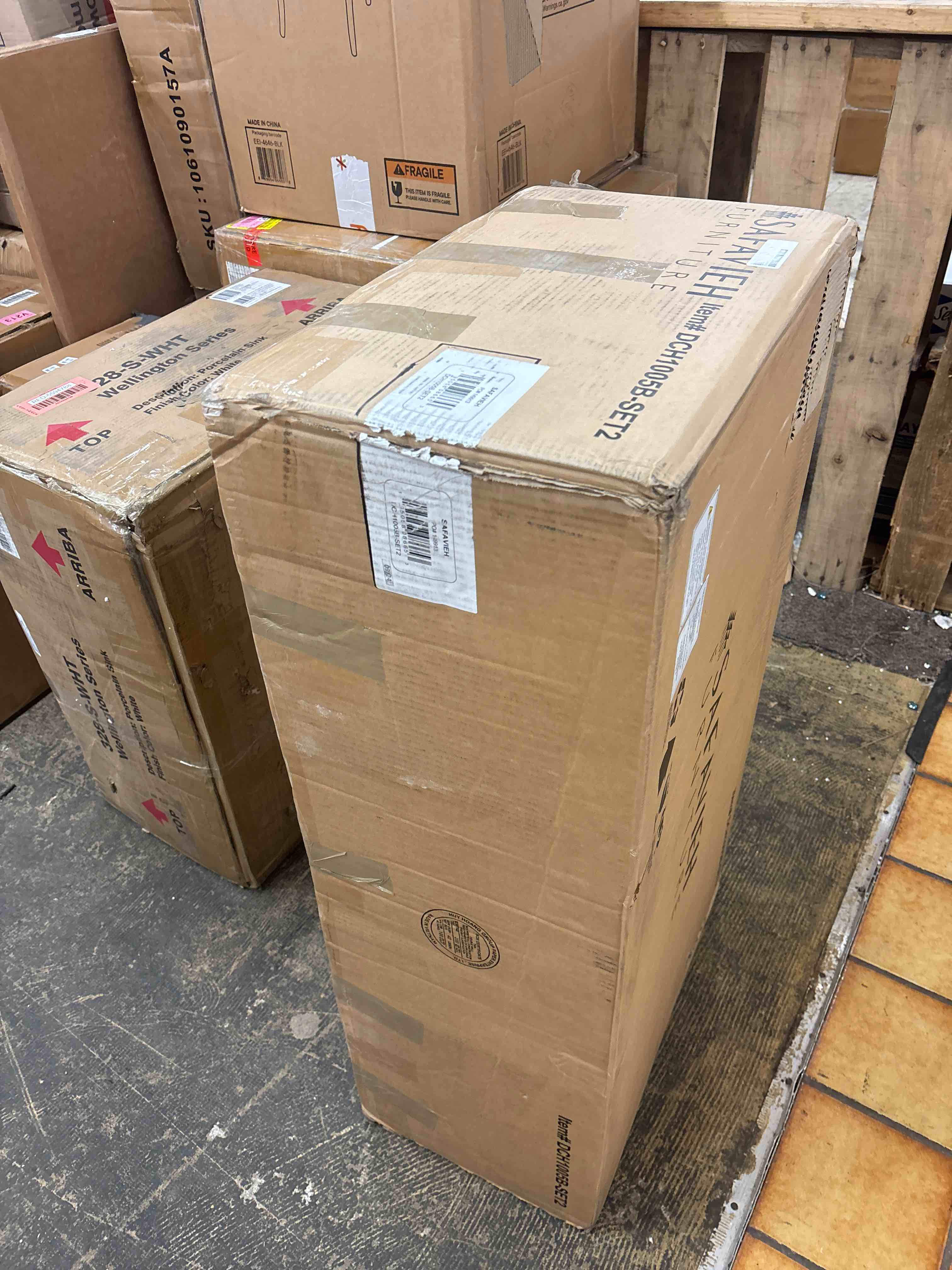 https://s3.amazonaws.com/lotting-images-prod/phillipi/RED5594787_1741319888861.jpeg