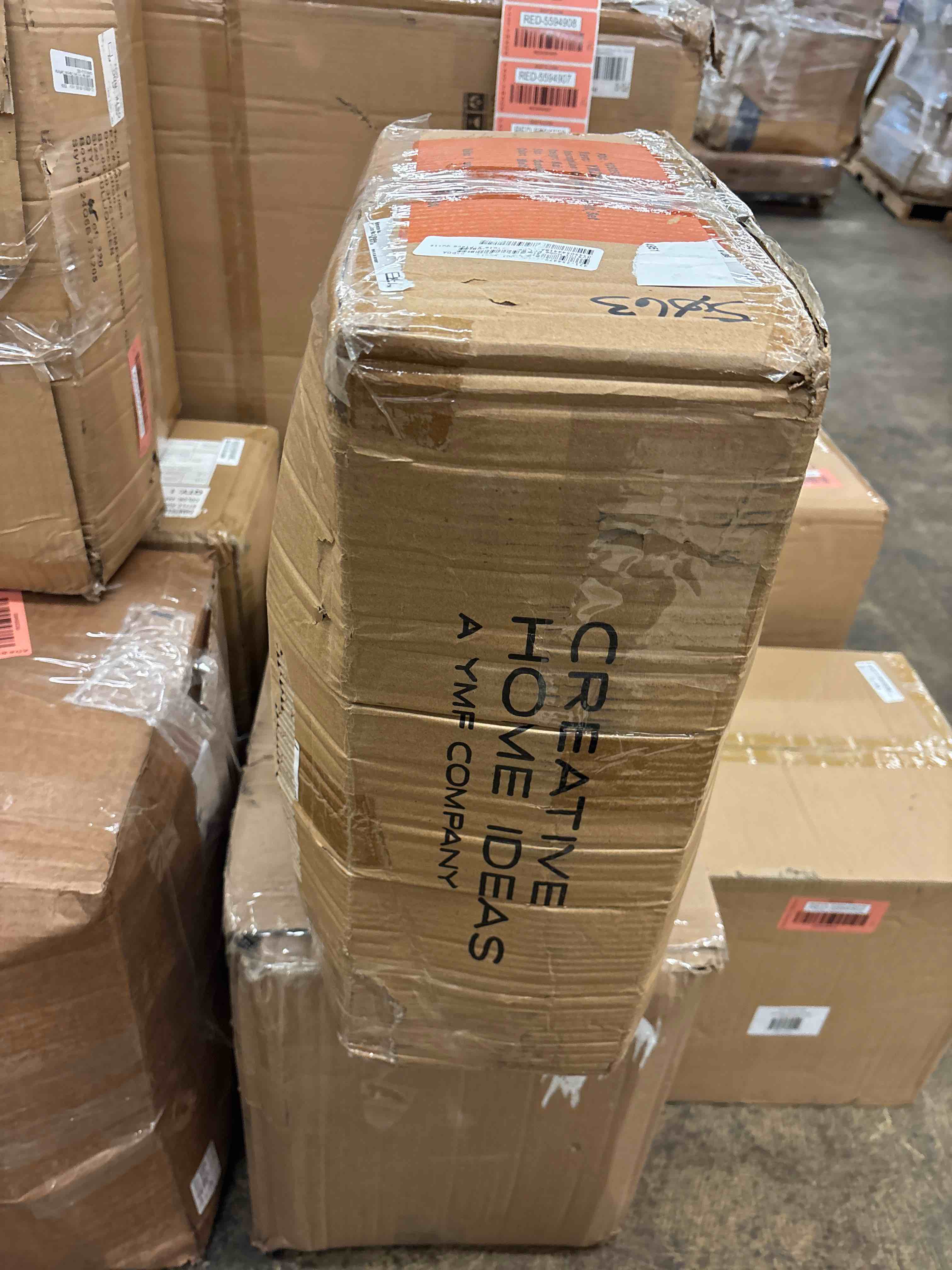 https://s3.amazonaws.com/lotting-images-prod/phillipi/RED5594904_1741708175170.jpeg