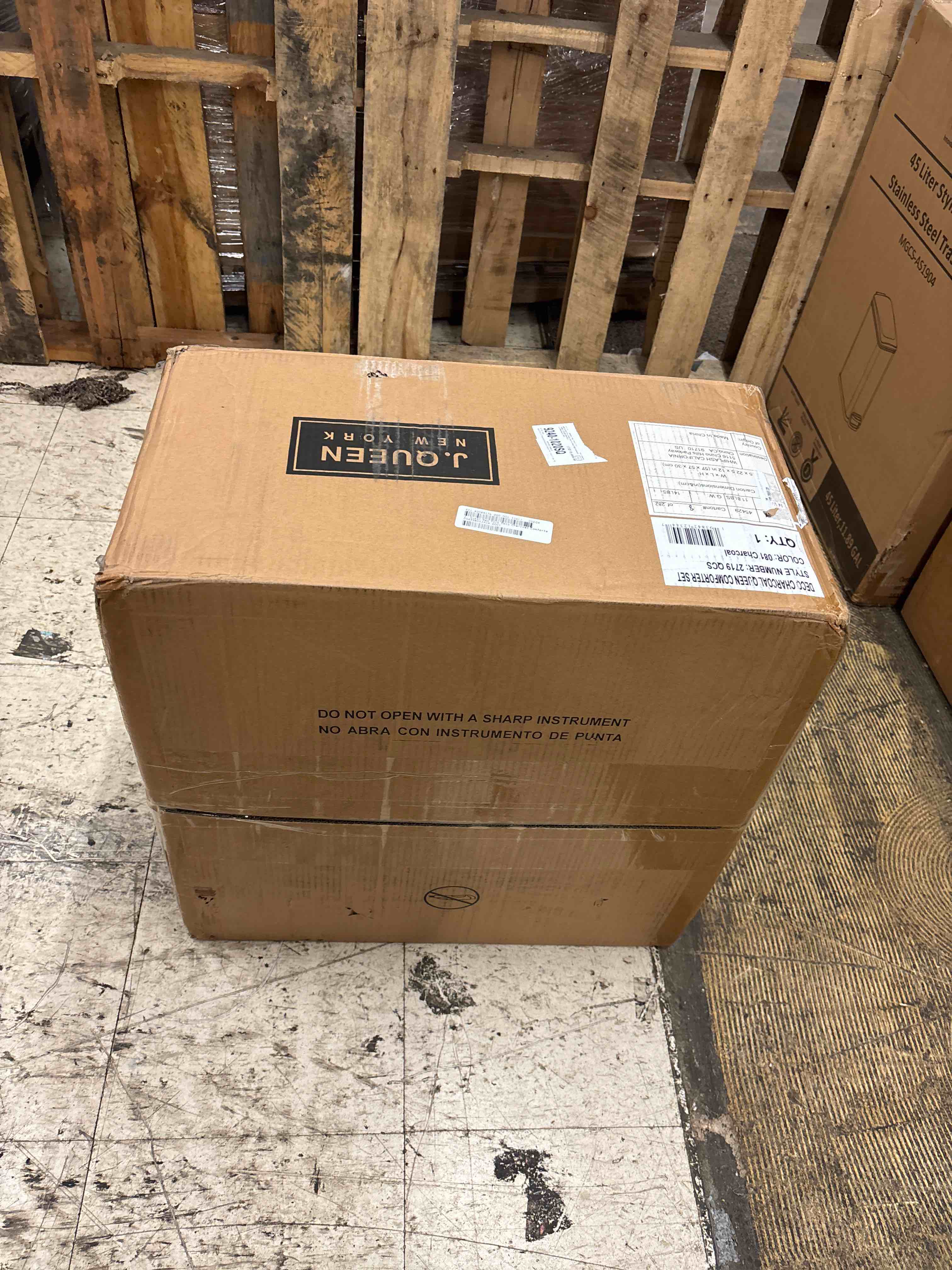 https://s3.amazonaws.com/lotting-images-prod/phillipi/RED5594908_1741708738652.jpeg