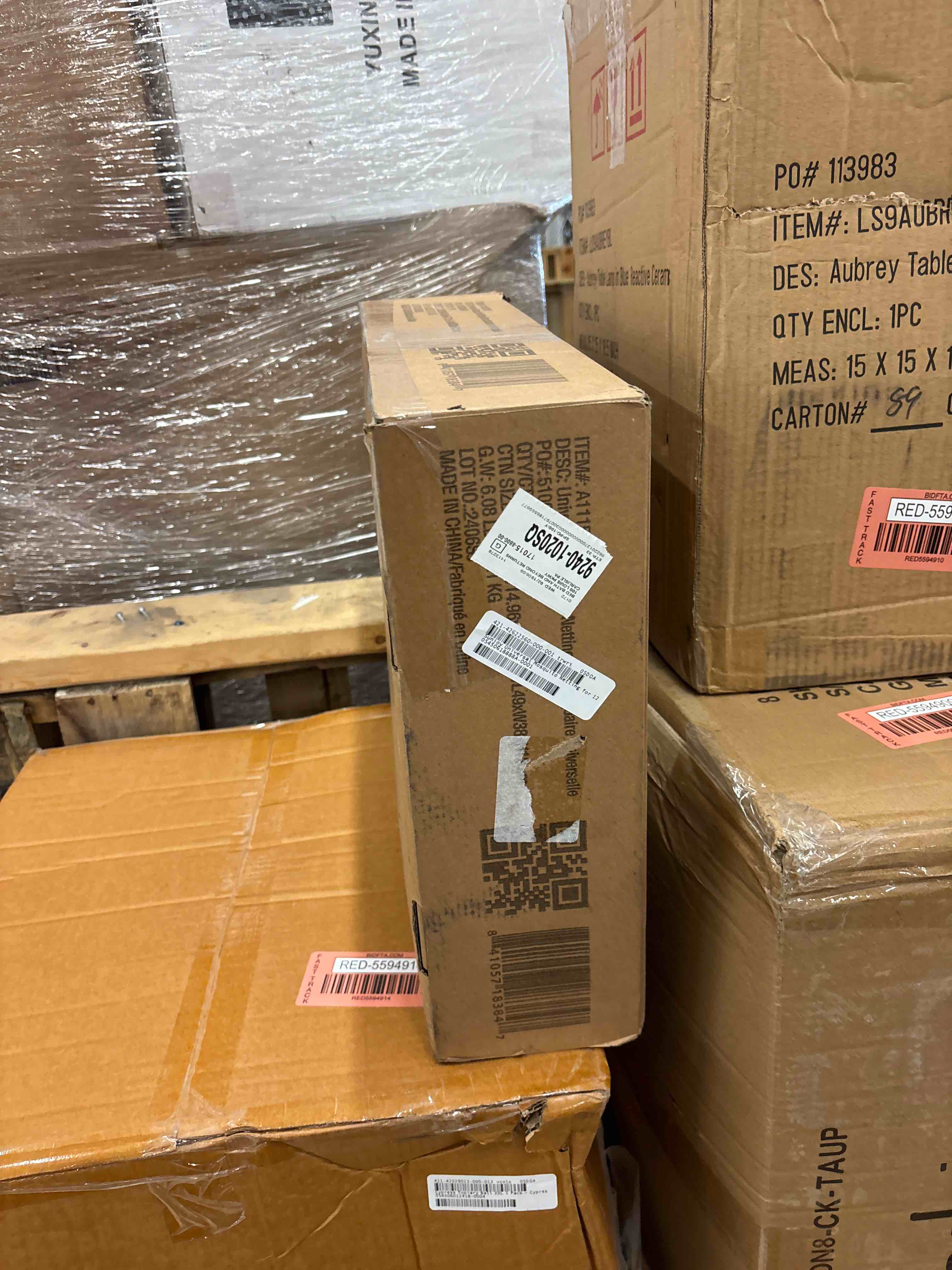 https://s3.amazonaws.com/lotting-images-prod/phillipi/RED5594915_1741709779697.jpeg