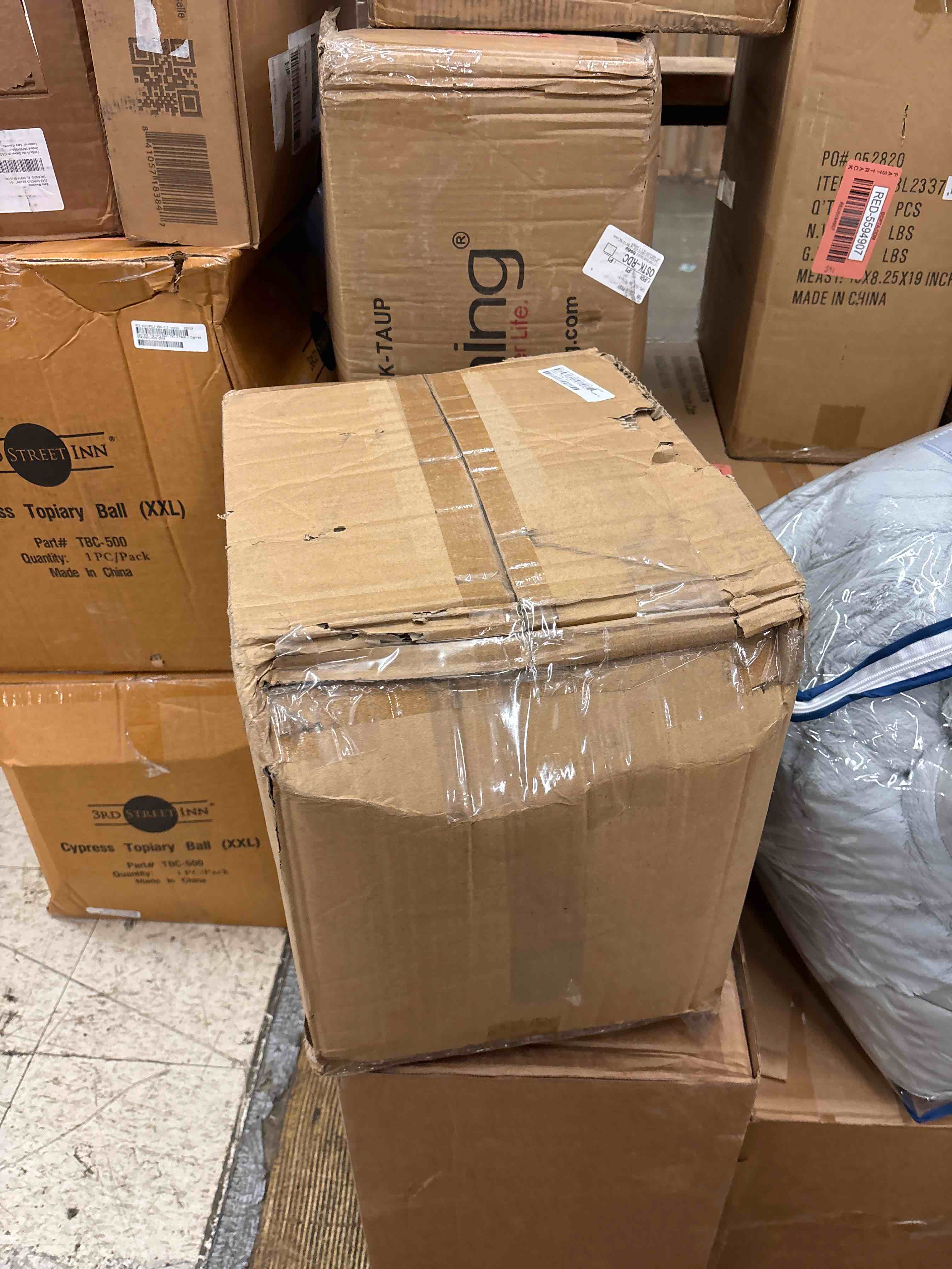 https://s3.amazonaws.com/lotting-images-prod/phillipi/RED5594917_1741710197719.jpeg