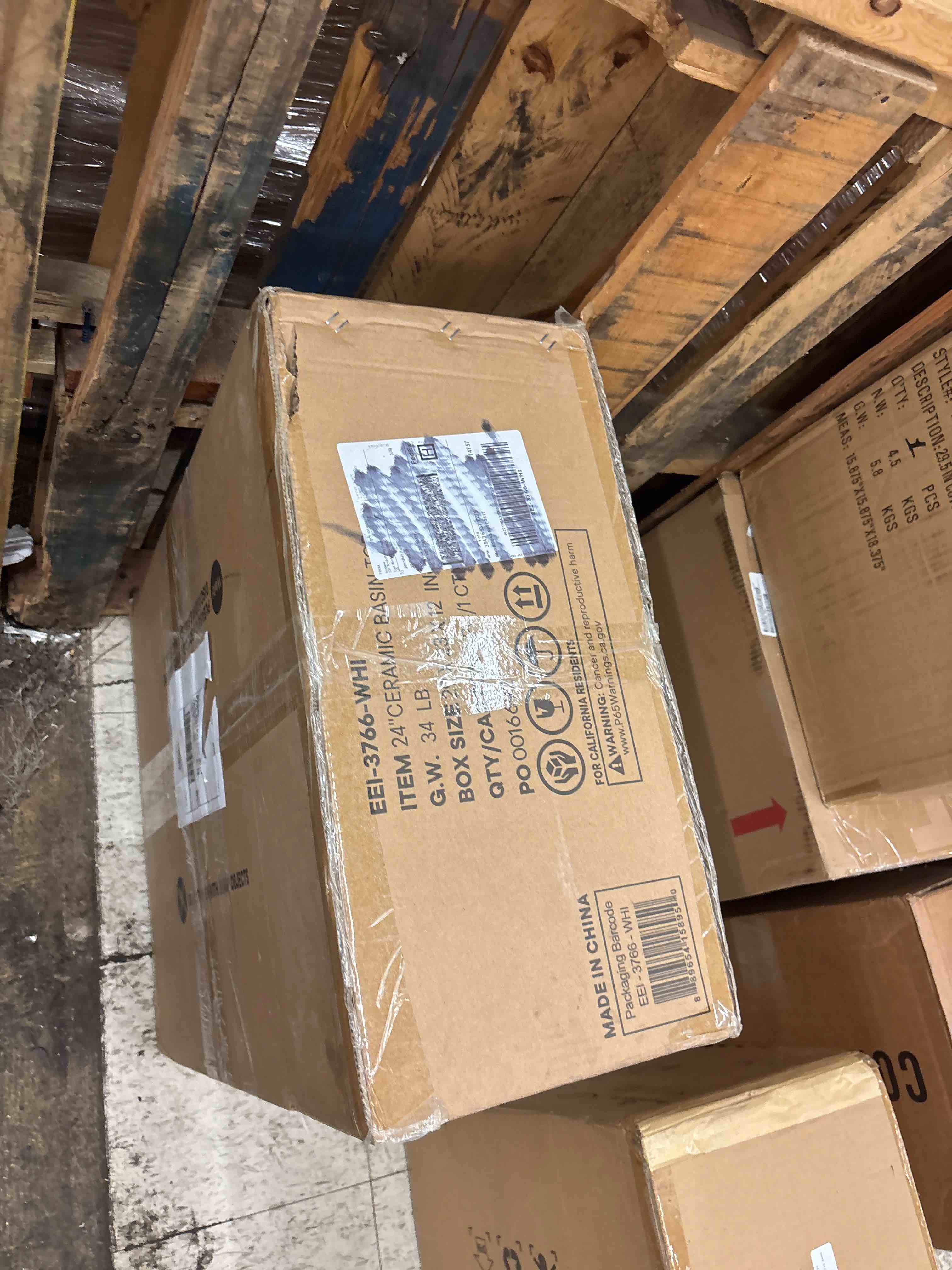 https://s3.amazonaws.com/lotting-images-prod/phillipi/RED5594930_1741715837581.jpeg