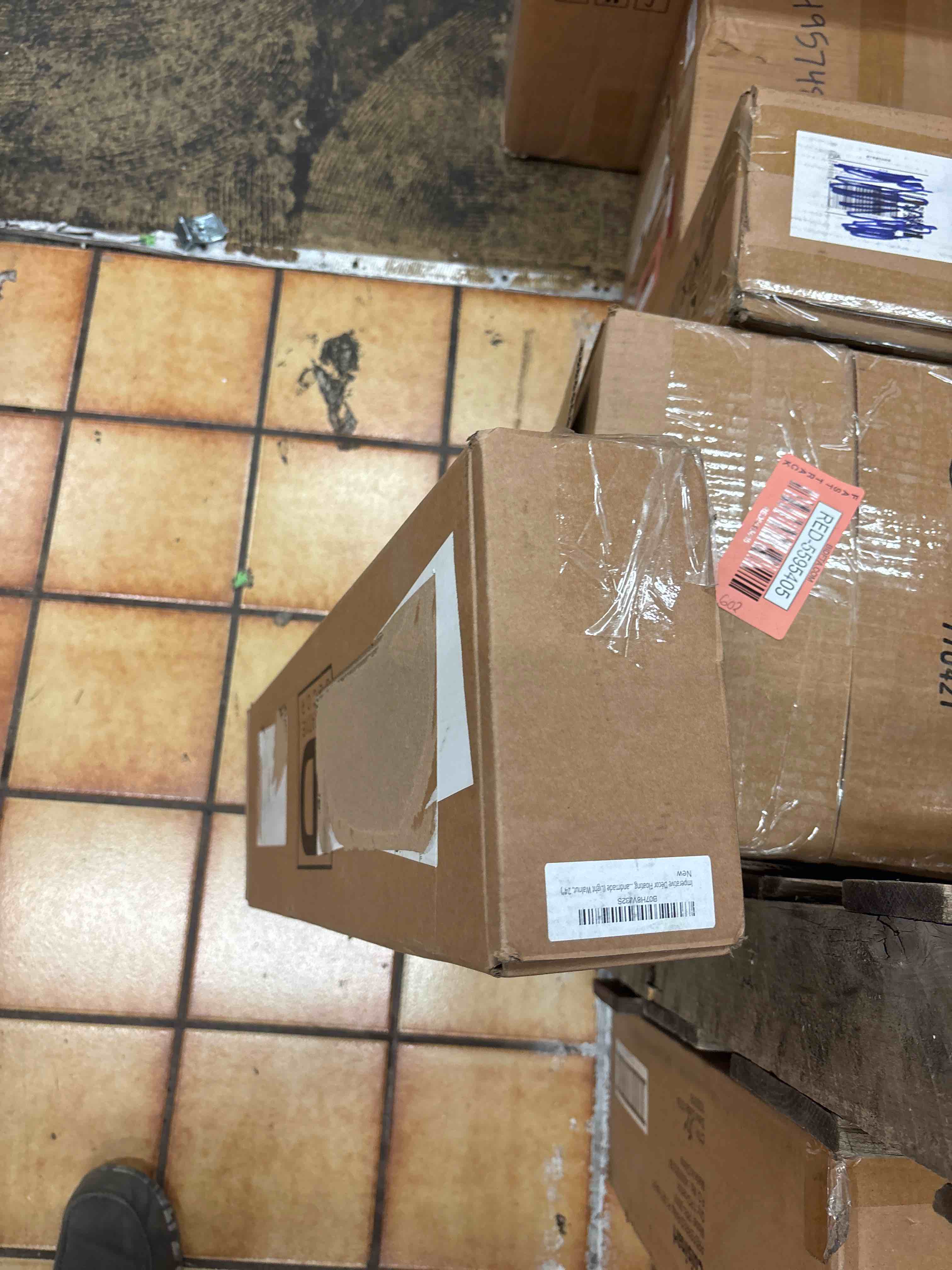 https://s3.amazonaws.com/lotting-images-prod/phillipi/RED5595432_1745445783482.jpeg
