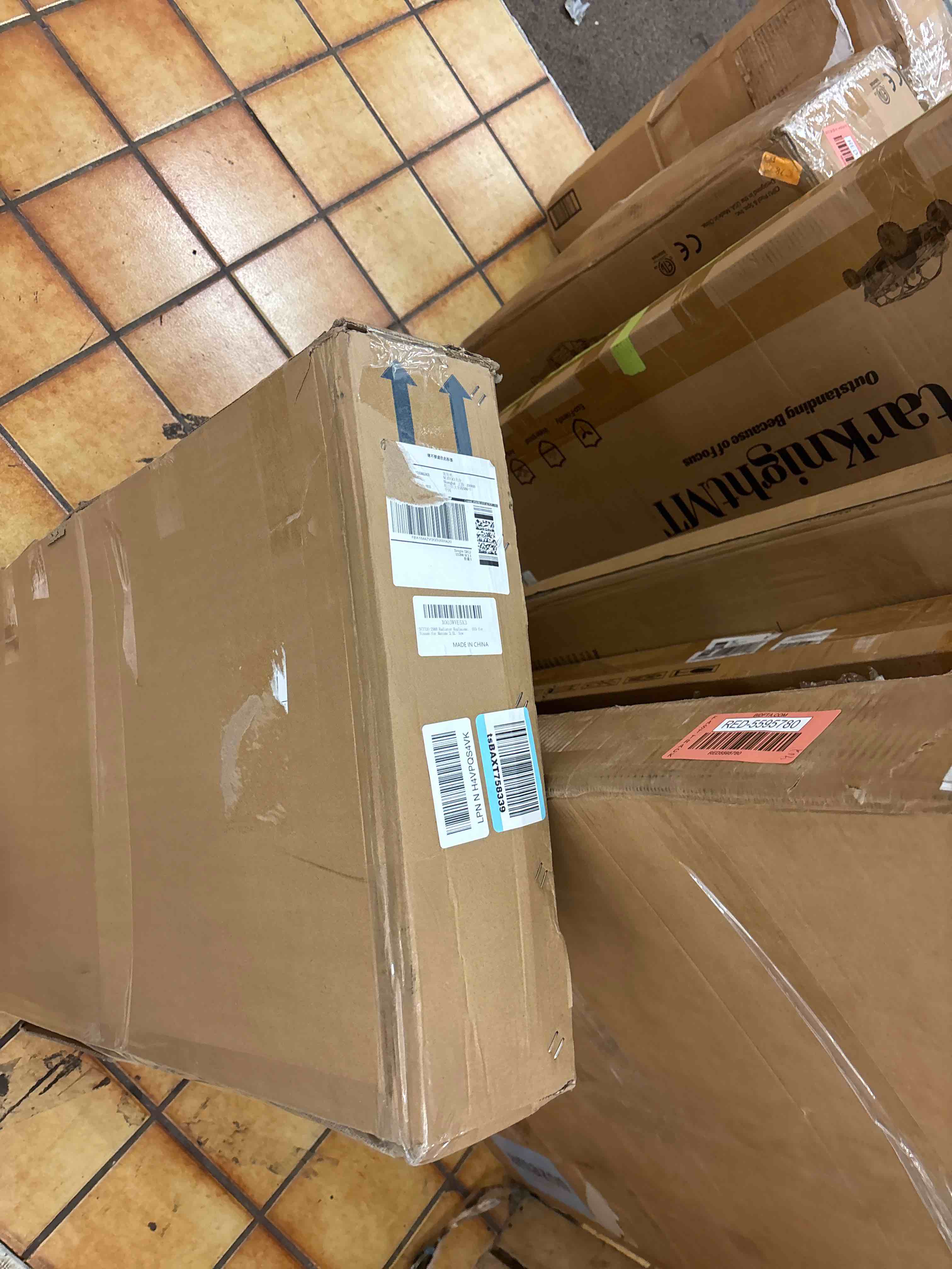 https://s3.amazonaws.com/lotting-images-prod/phillipi/RED5595781_1734581460163.jpeg