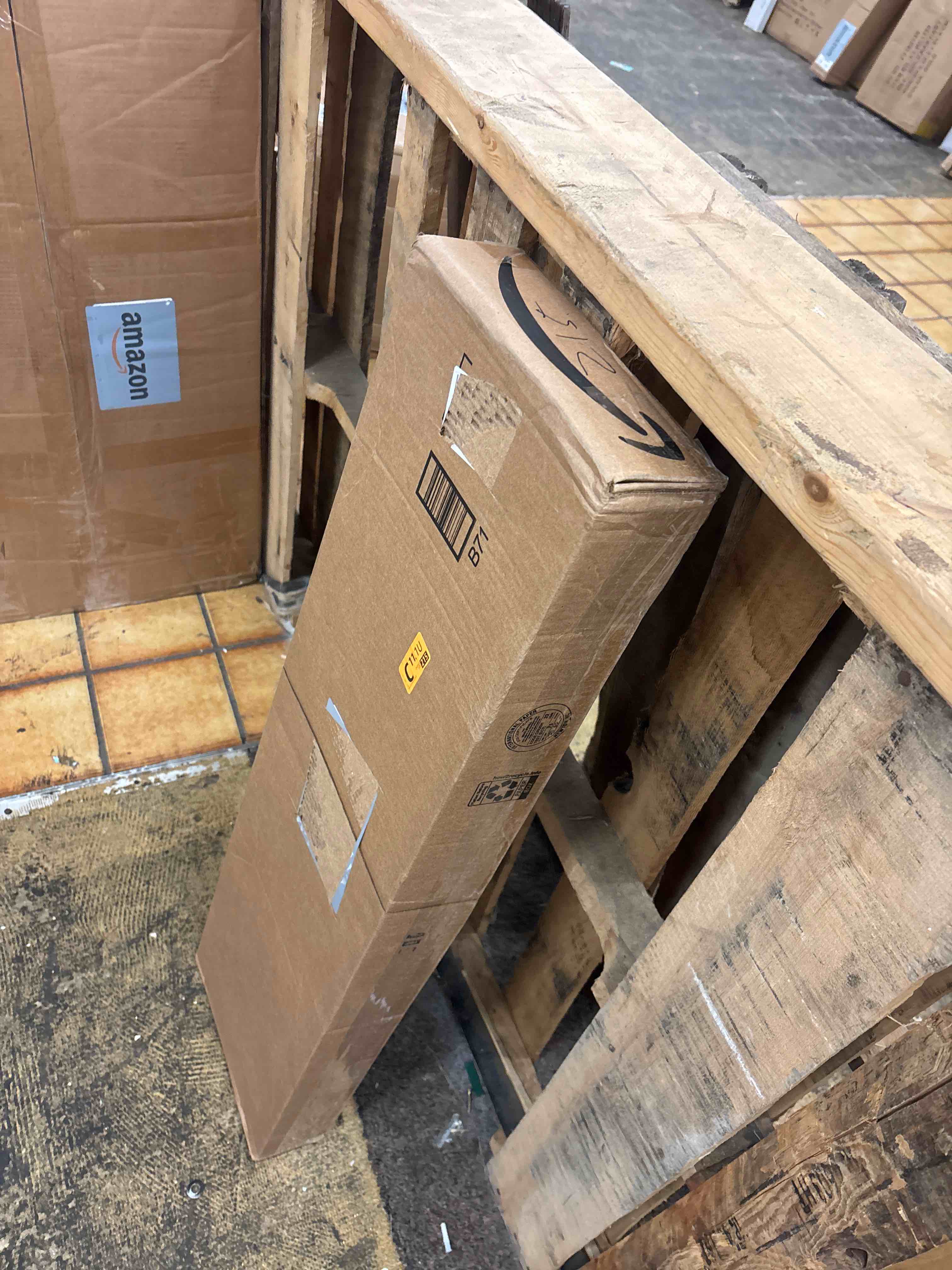 https://s3.amazonaws.com/lotting-images-prod/phillipi/RED5595785_1734581865918.jpeg