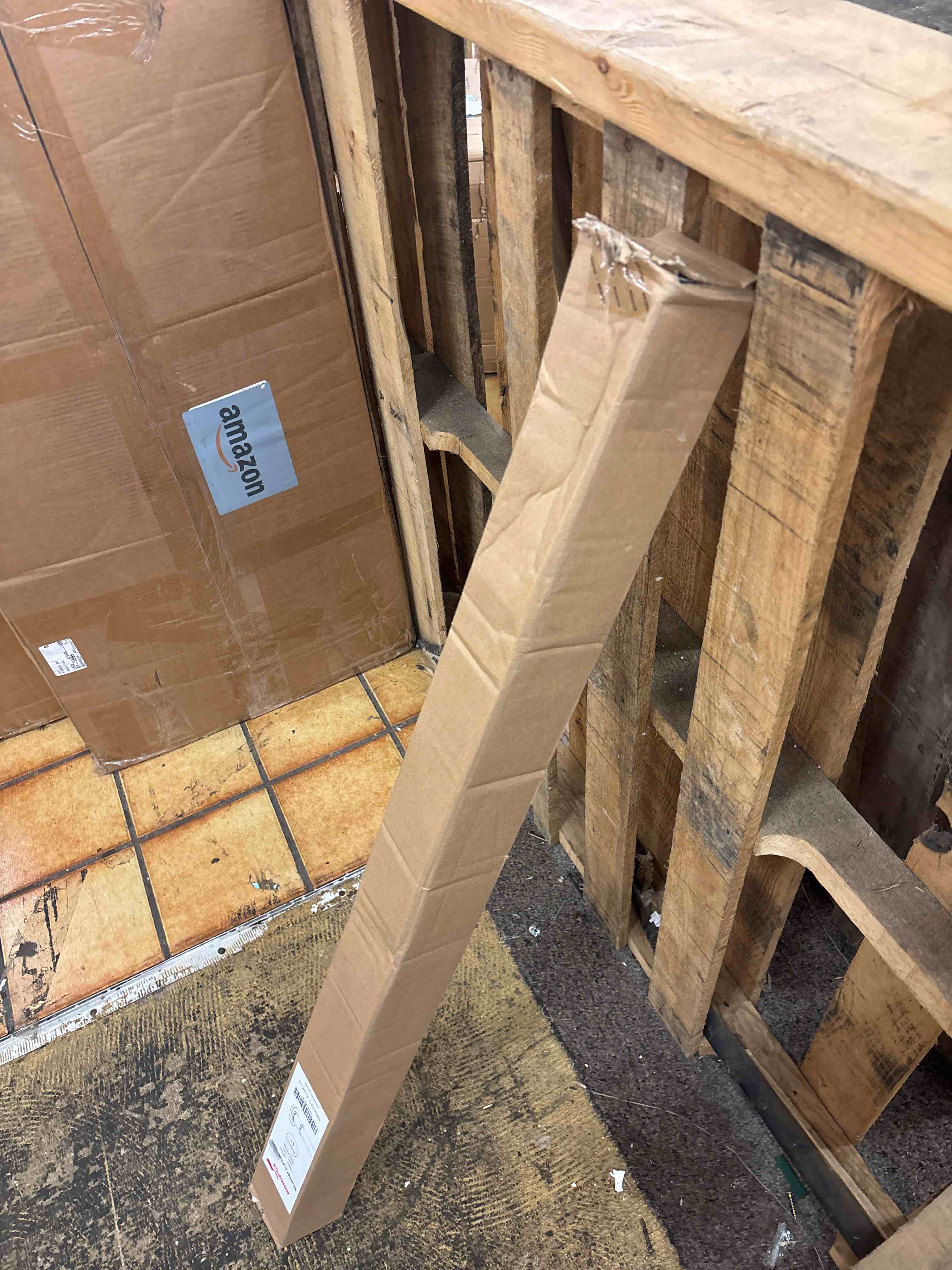 https://s3.amazonaws.com/lotting-images-prod/phillipi/RED5595786_1734581935386.jpeg
