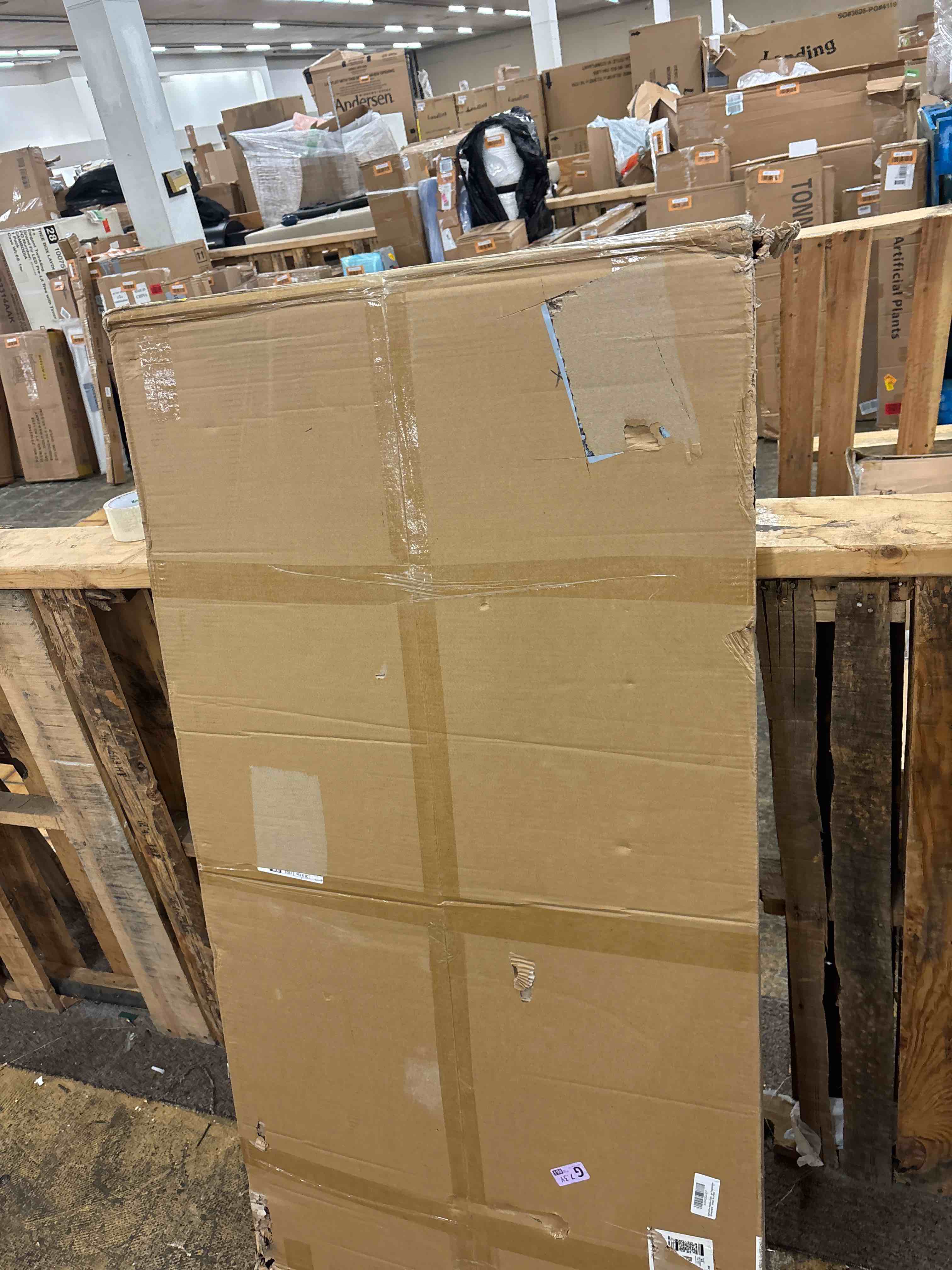 https://s3.amazonaws.com/lotting-images-prod/phillipi/RED5595787_1734582047129.jpeg