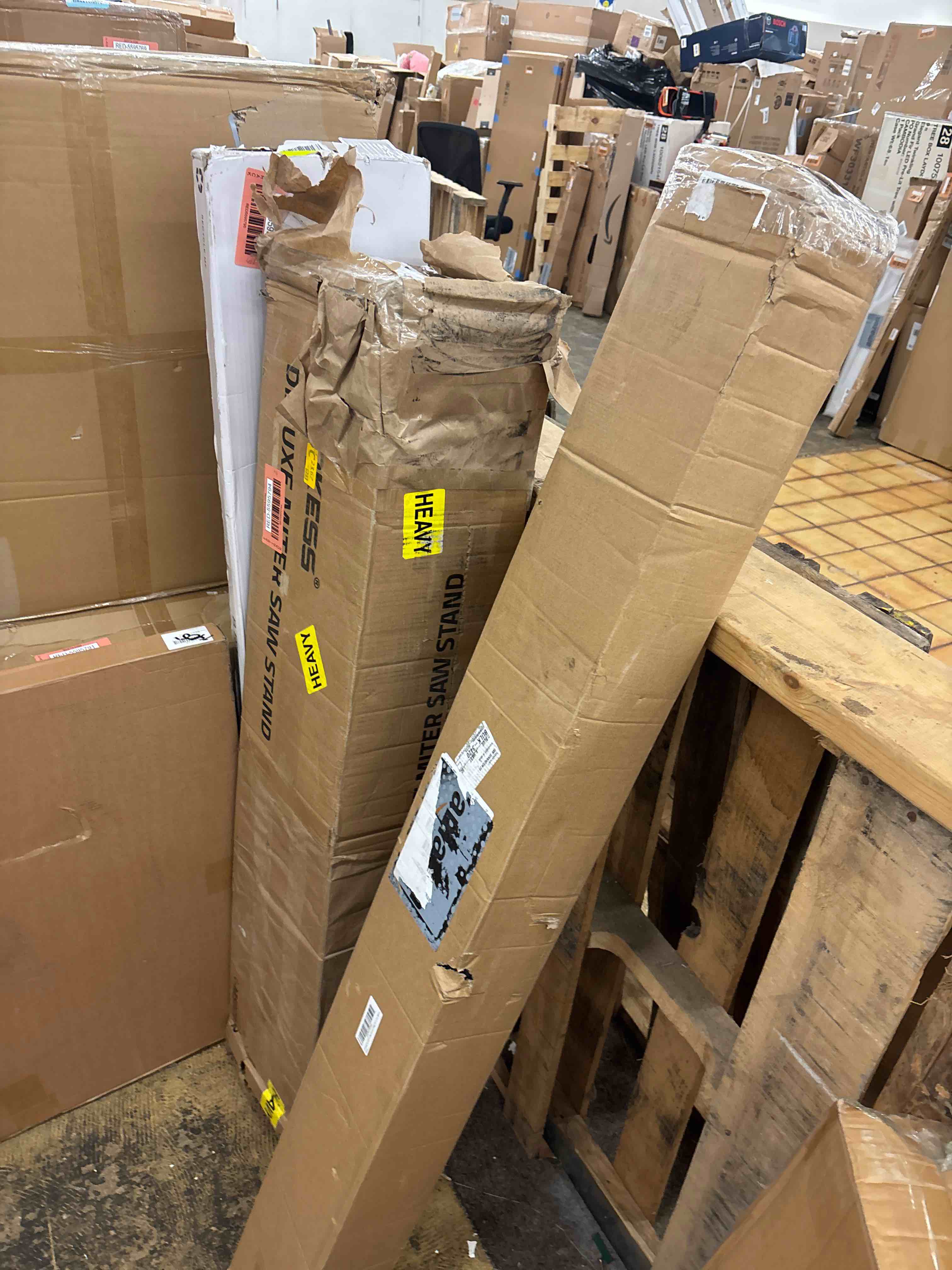 https://s3.amazonaws.com/lotting-images-prod/phillipi/RED5595796_1734582968815.jpeg