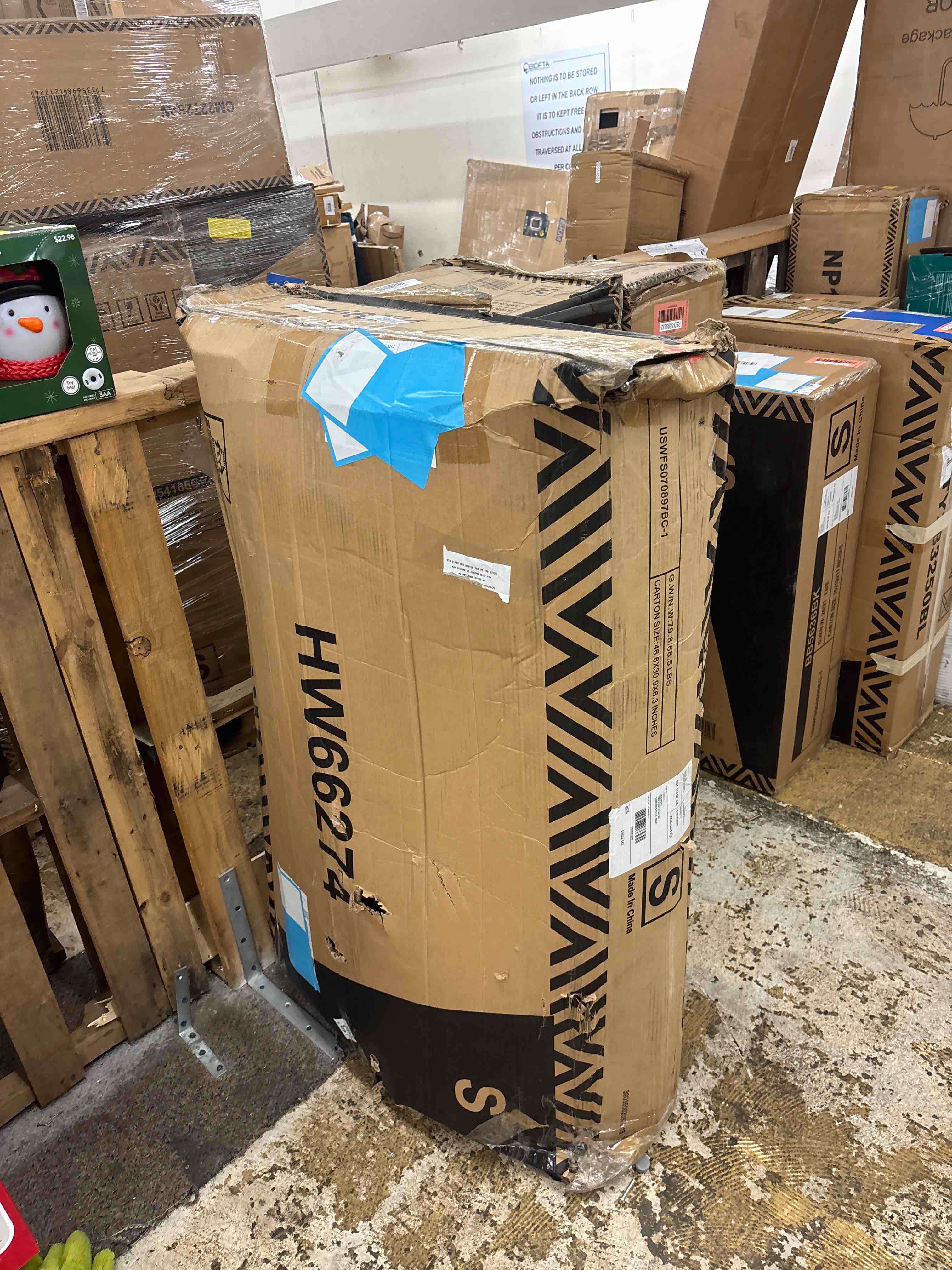 https://s3.amazonaws.com/lotting-images-prod/phillipi/RED5595834_1735248235744.jpeg