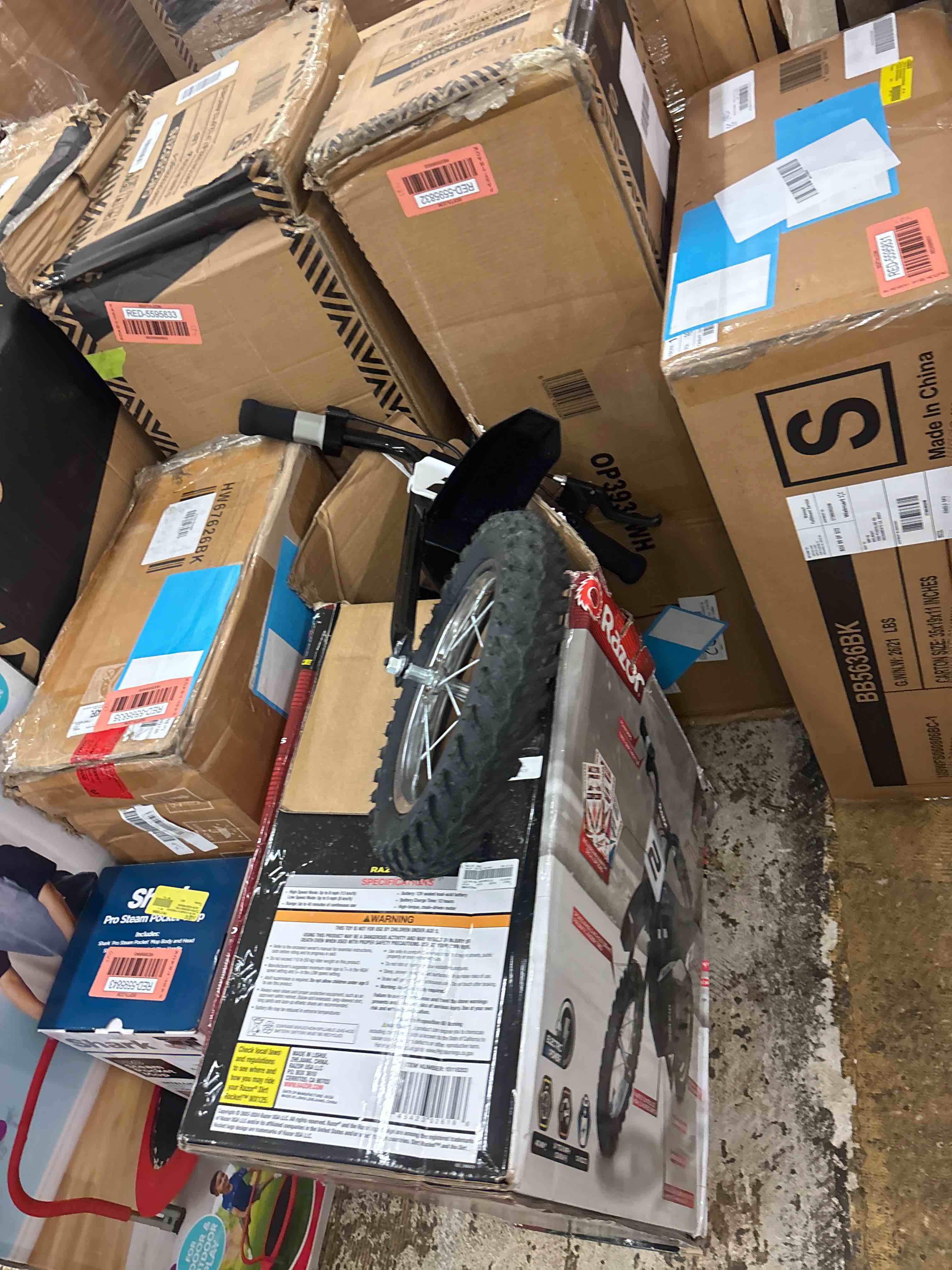 https://s3.amazonaws.com/lotting-images-prod/phillipi/RED5595844_1735249095701.jpeg